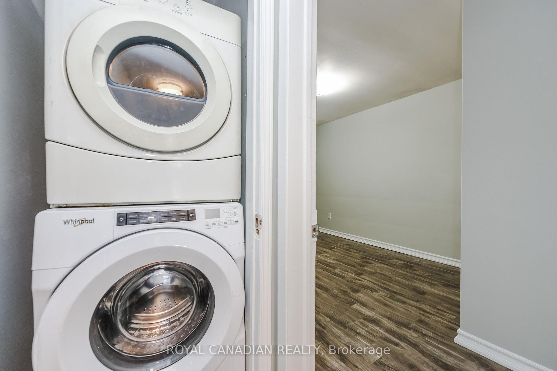 7566 Lockington Crescent - Detached photo 26 of 48 in Mississauga, Ontario
