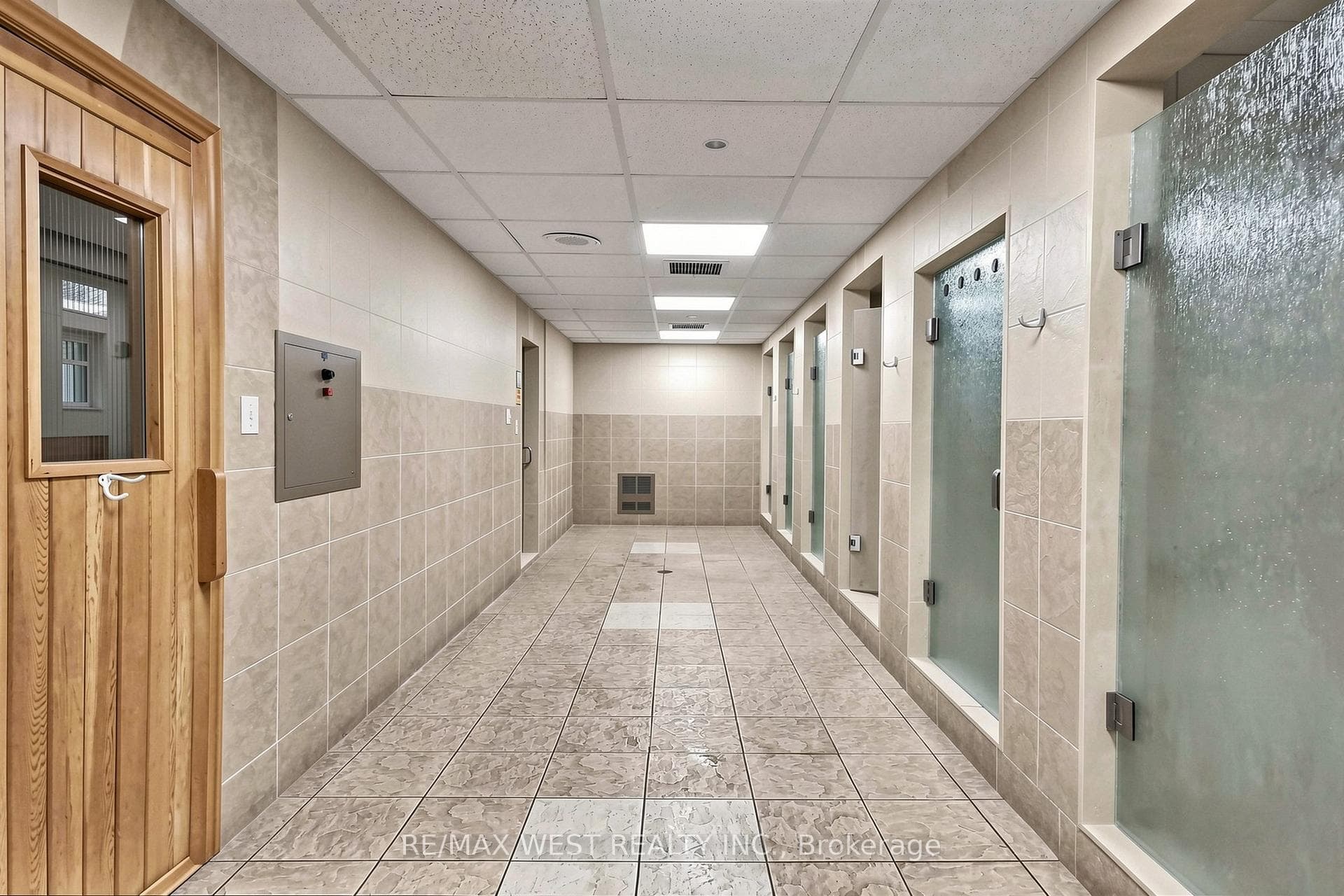 5 Concorde Place Unit 1302 - Condo photo 40 of 47 in Don Mills / Parkwoods / Victoria Village, Ontario