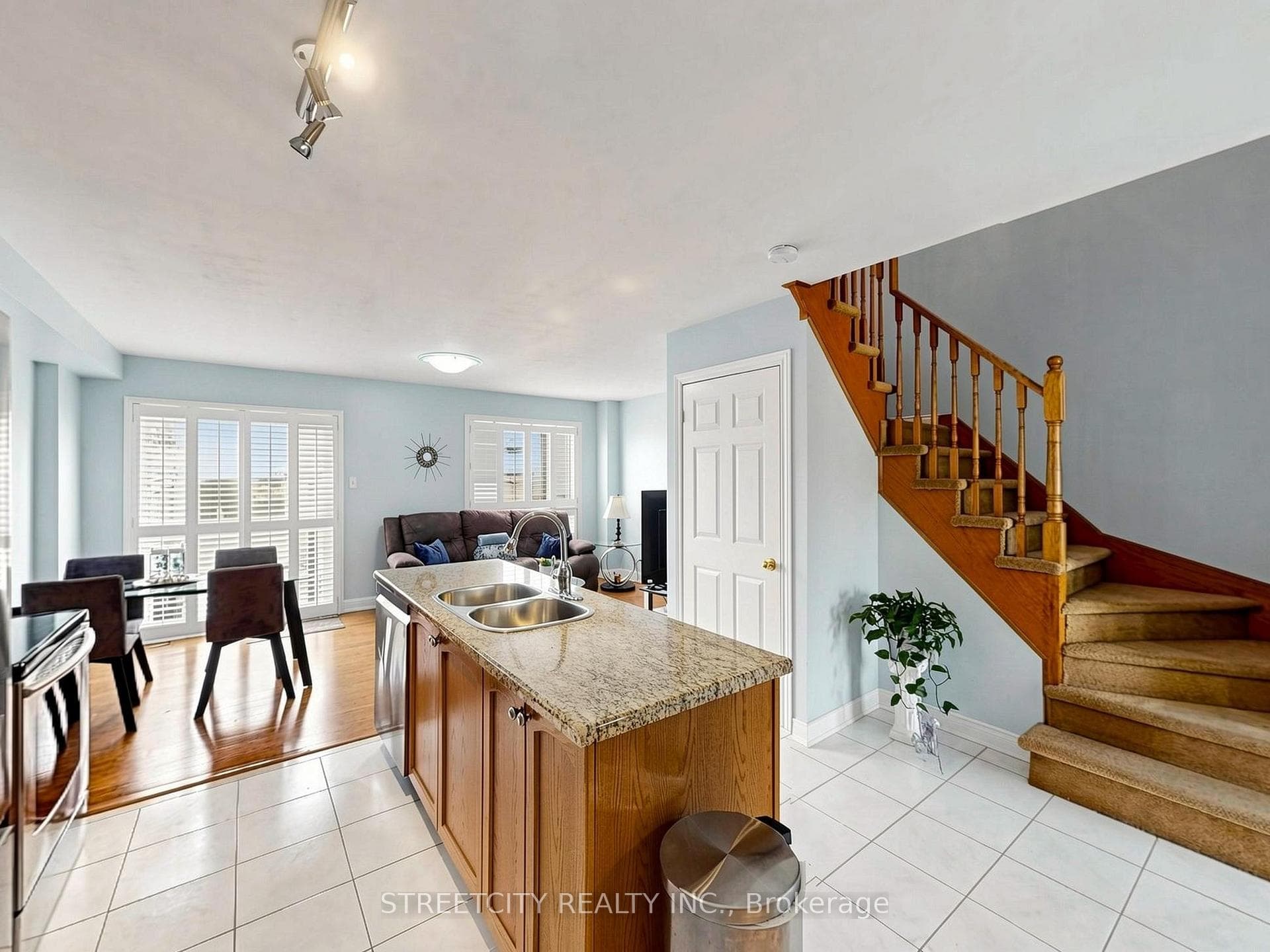 78 Waterbury Street - Townhouse photo 17 of 50 in Caledon, Ontario
