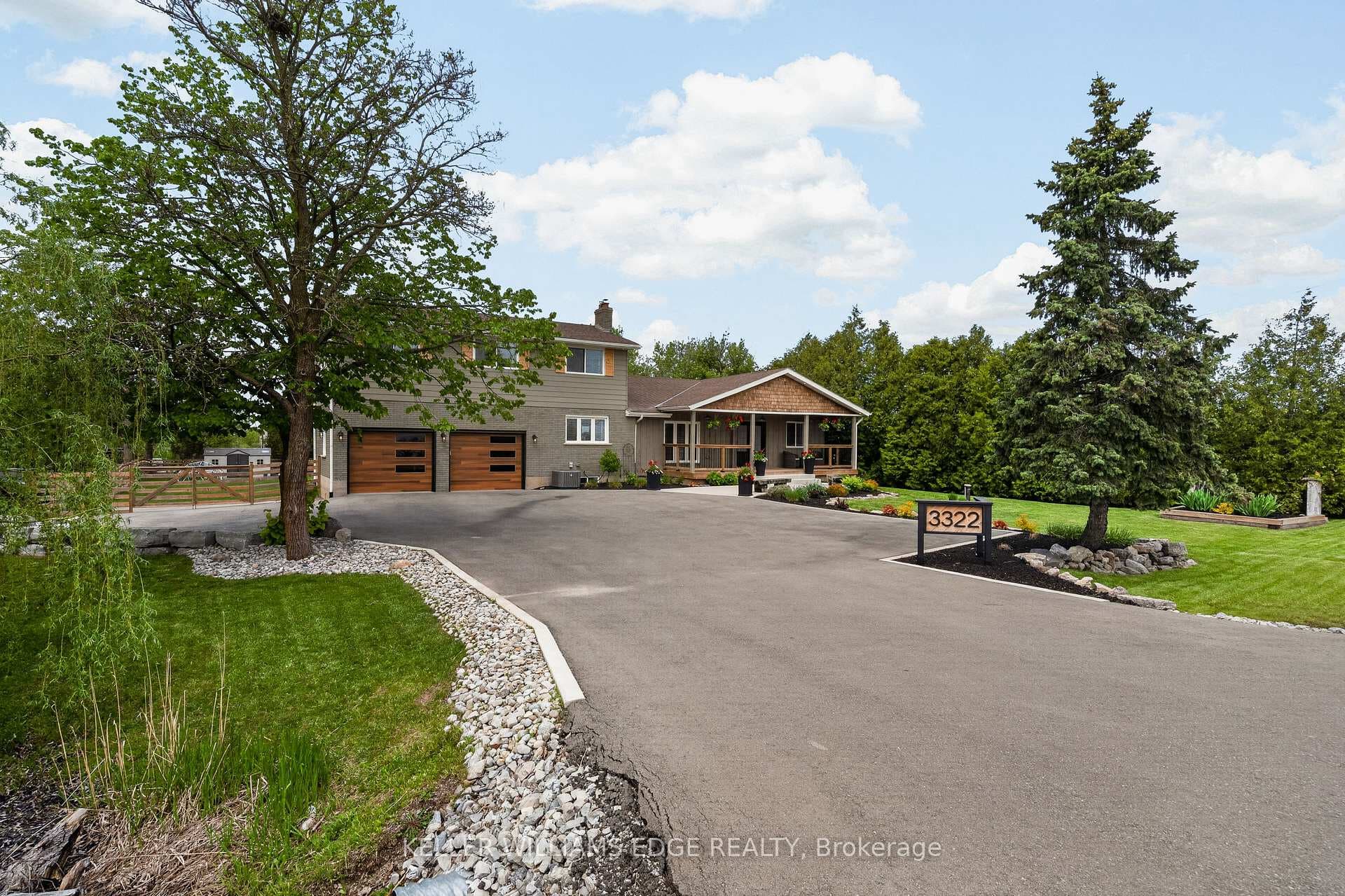 3322 Regional Road - Detached photo 2 of 47 in Hamilton, Ontario