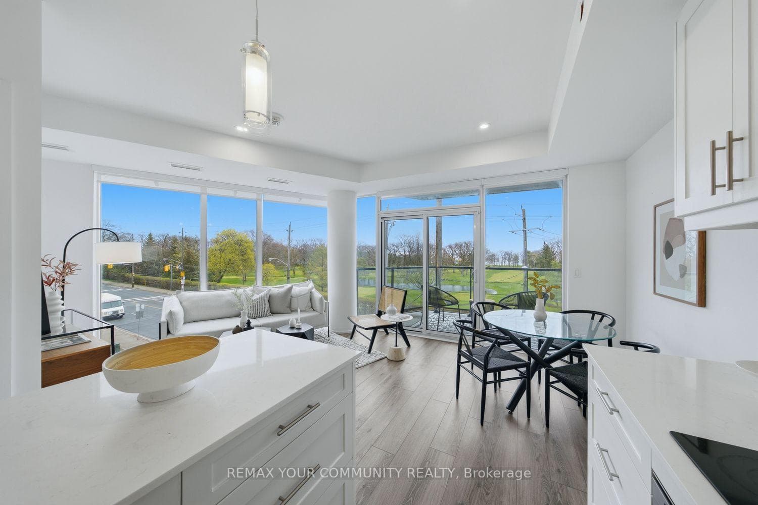 1316 Kingston Road Unit 305 - Condo photo 14 of 47 in Birch Cliff / Cliffside, Ontario