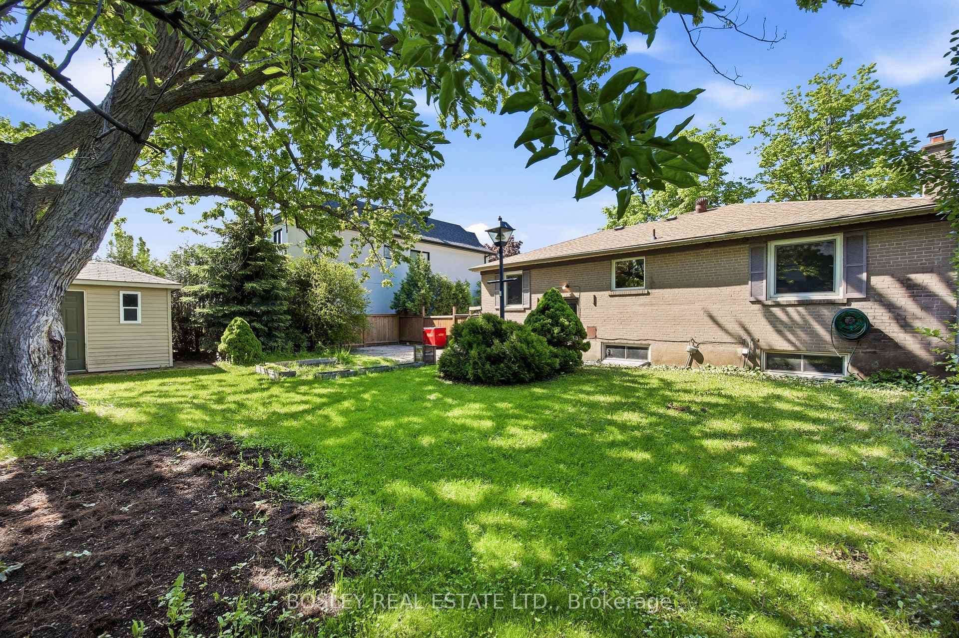 532 Sandmere Place - Detached photo 30 of 33 in Oakville, Ontario