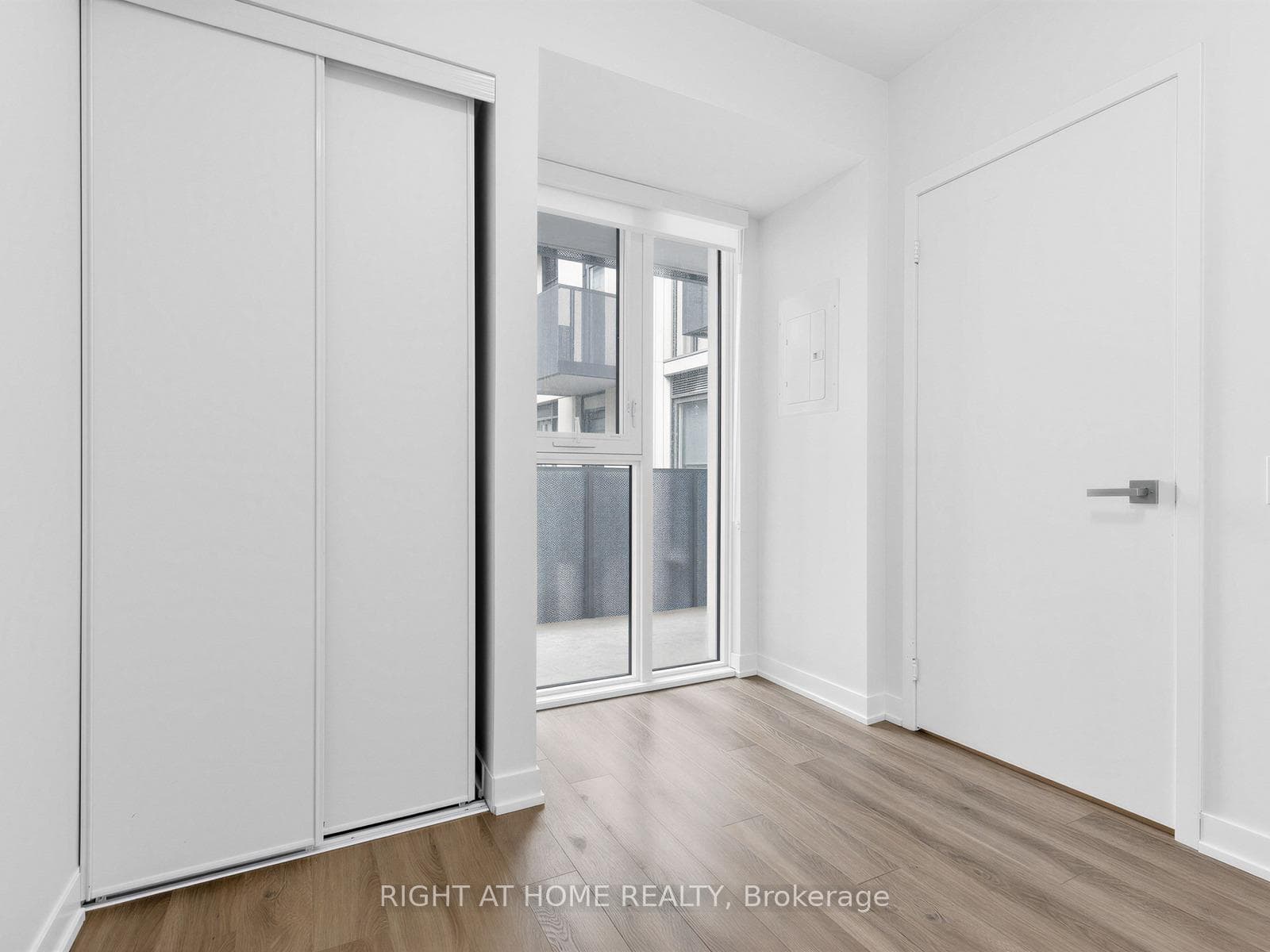 500 Wilson Avenue Unit 423 - Condo photo 8 of 23 in North York (Bathurst Manor / Clanton Park), Ontario