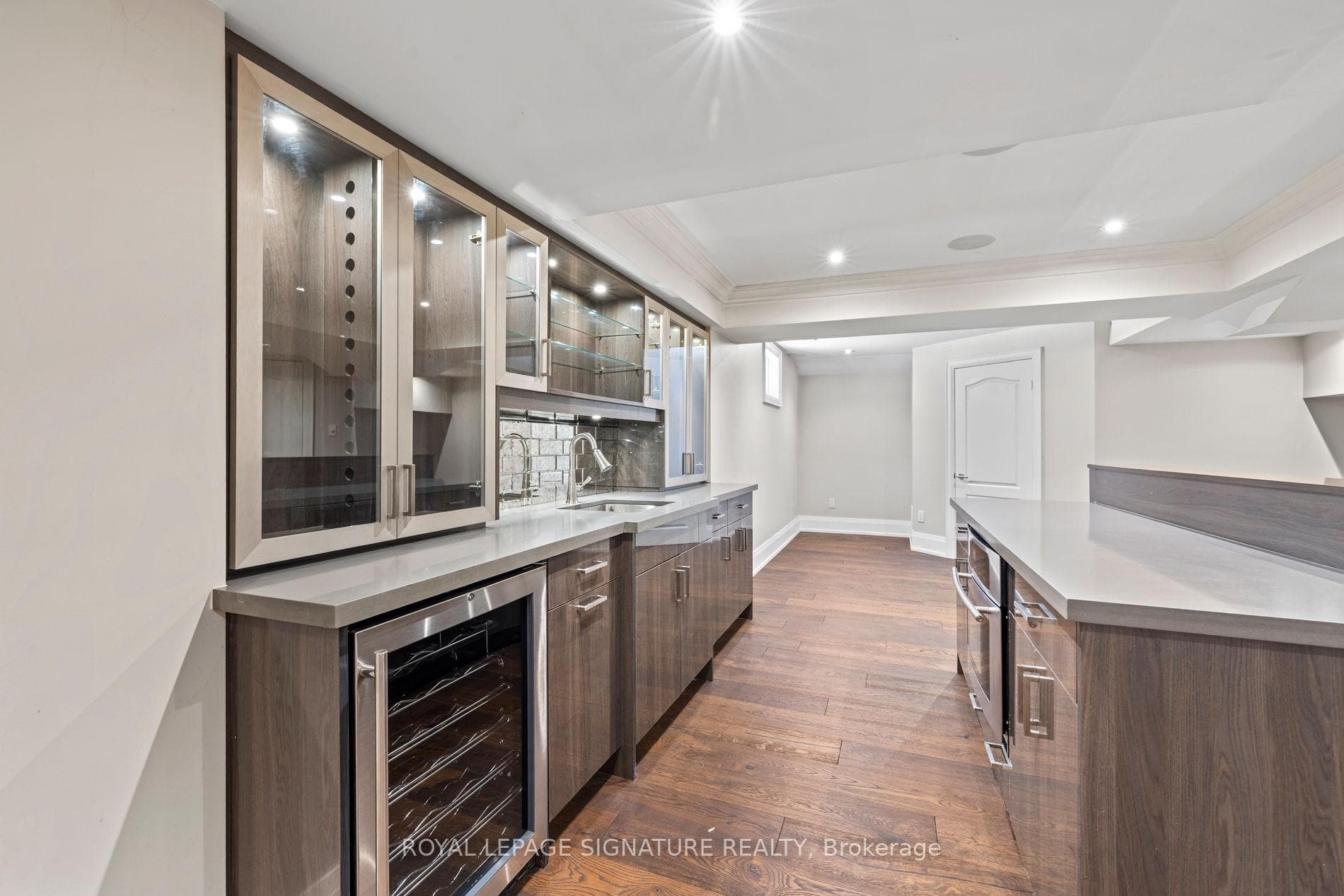 2480 Upper Valley Crescent - Detached photo 40 of 50 in Oakville, Ontario
