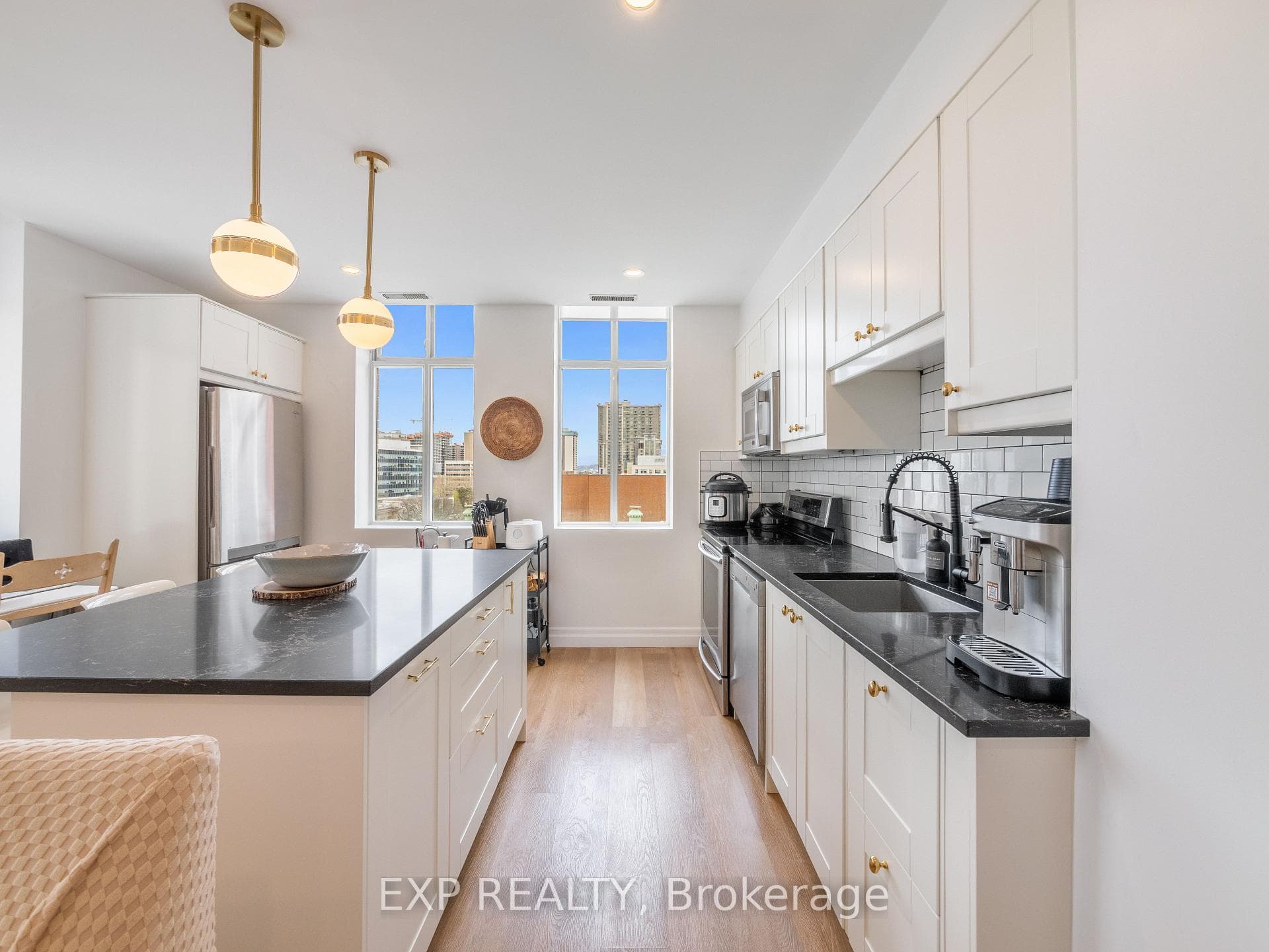 36 James Street Unit 805 - Condo photo 8 of 31 in Hamilton, Ontario