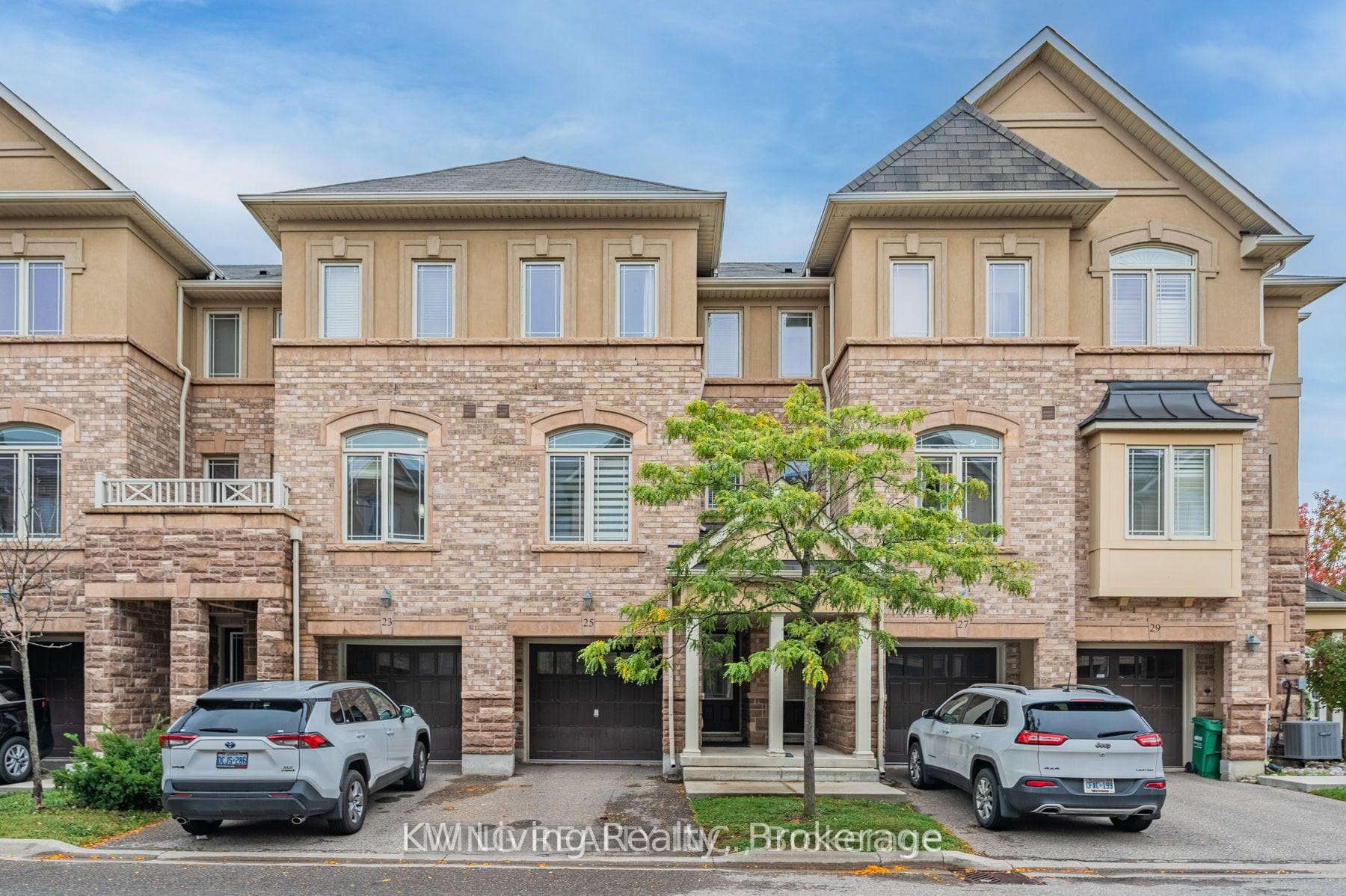 6625 Falconer Drive Unit 25 - home for sale in Mississauga, Ontario