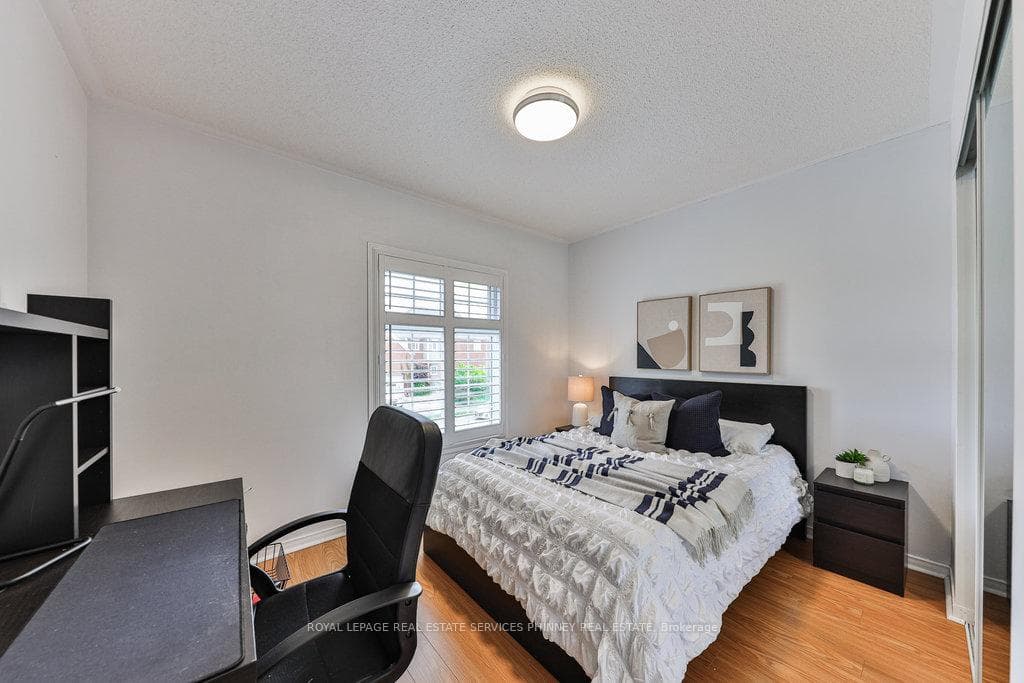 200 Lexington Road - Detached photo 19 of 37 in Oakville, Ontario