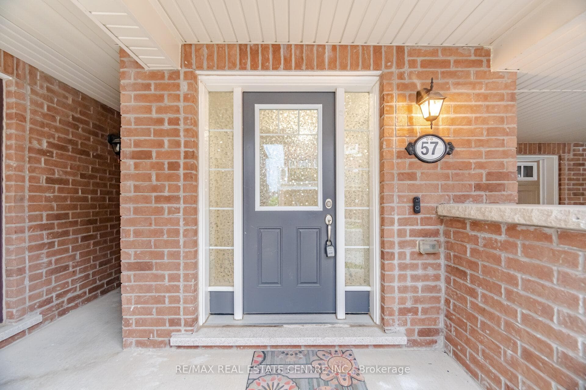 1000 Asleton Boulevard Unit 57 - Townhouse photo 4 of 33 in Milton, Ontario