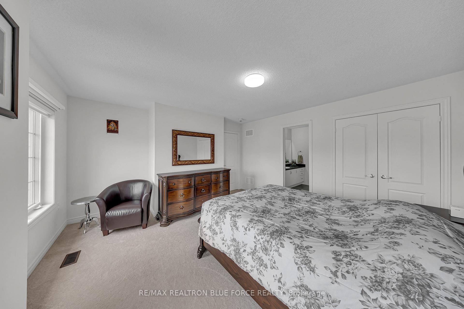 38 Pinedale Avenue - Detached photo 25 of 50 in Caledon, Ontario