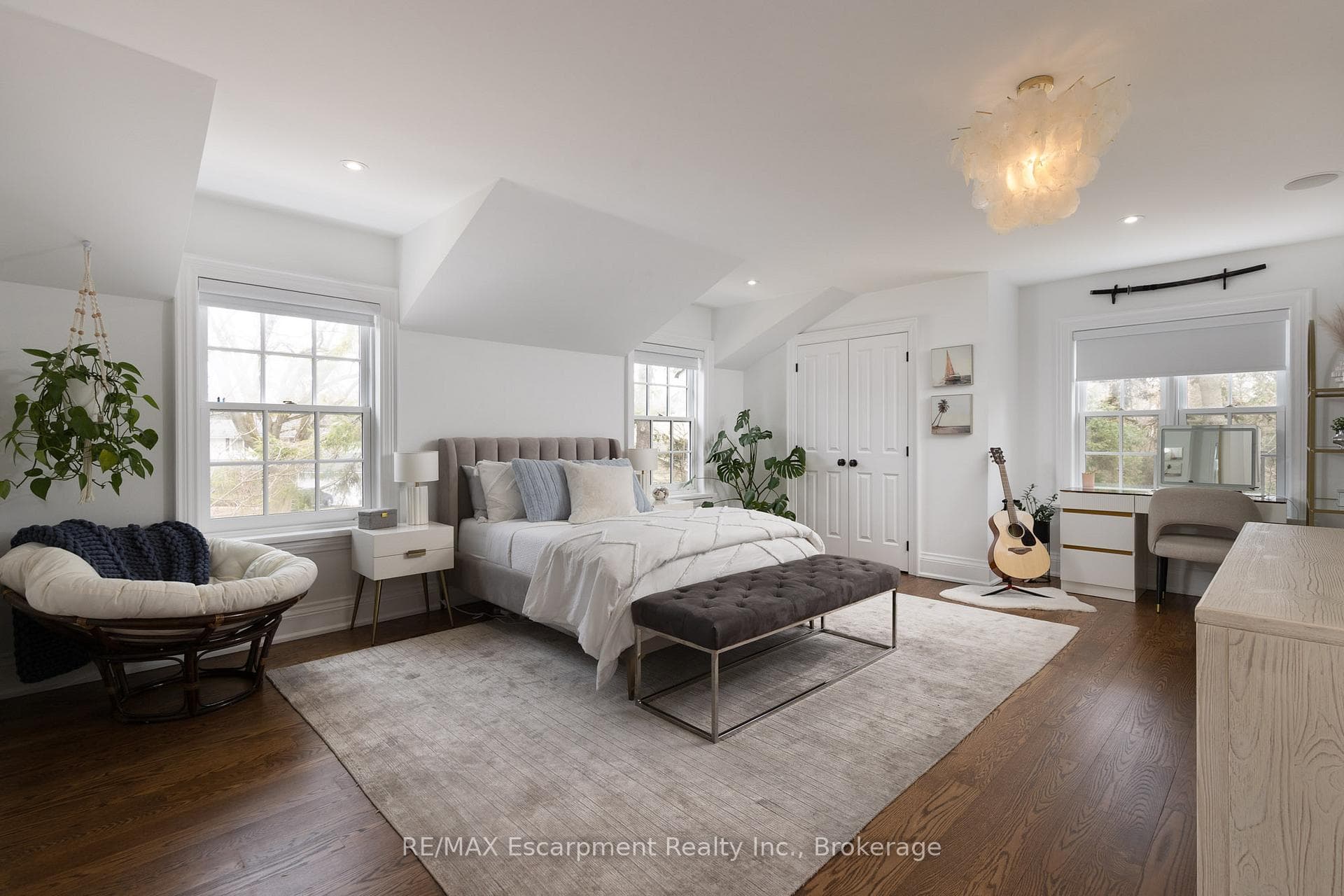 146 Abbey Court - Detached photo 30 of 45 in Oakville, Ontario
