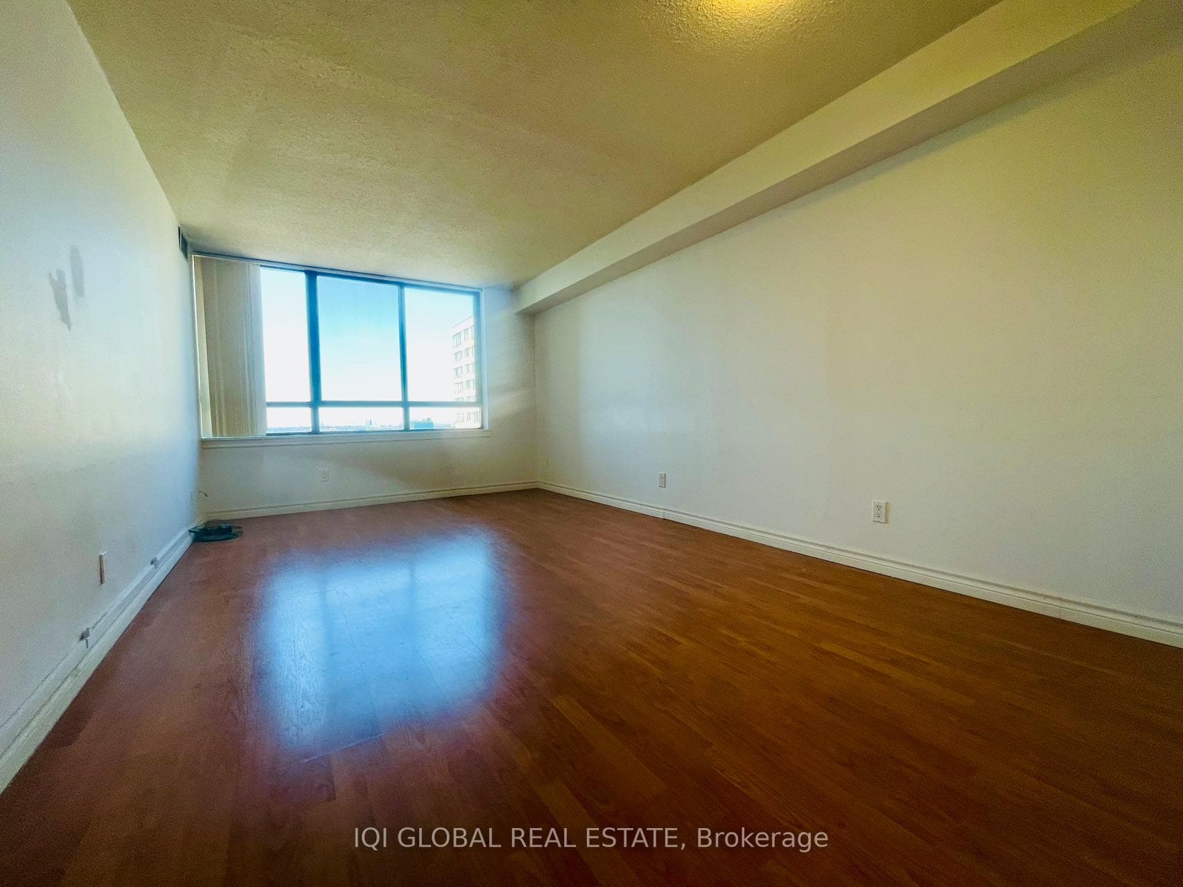 75 Bamburgh Circle Unit 1615 - Condo photo 8 of 24 in Scarborough Village / Eglinton East, Ontario