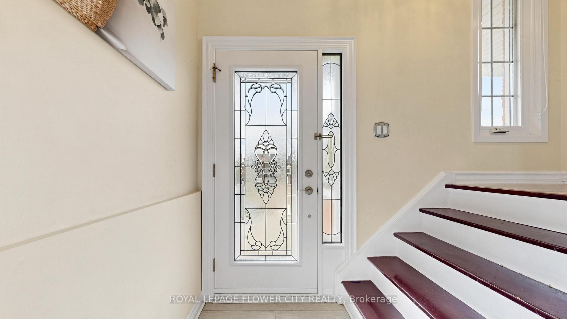 307 Royal Salisbury Way - Semi-Detached photo 12 of 48 in Brampton, Ontario