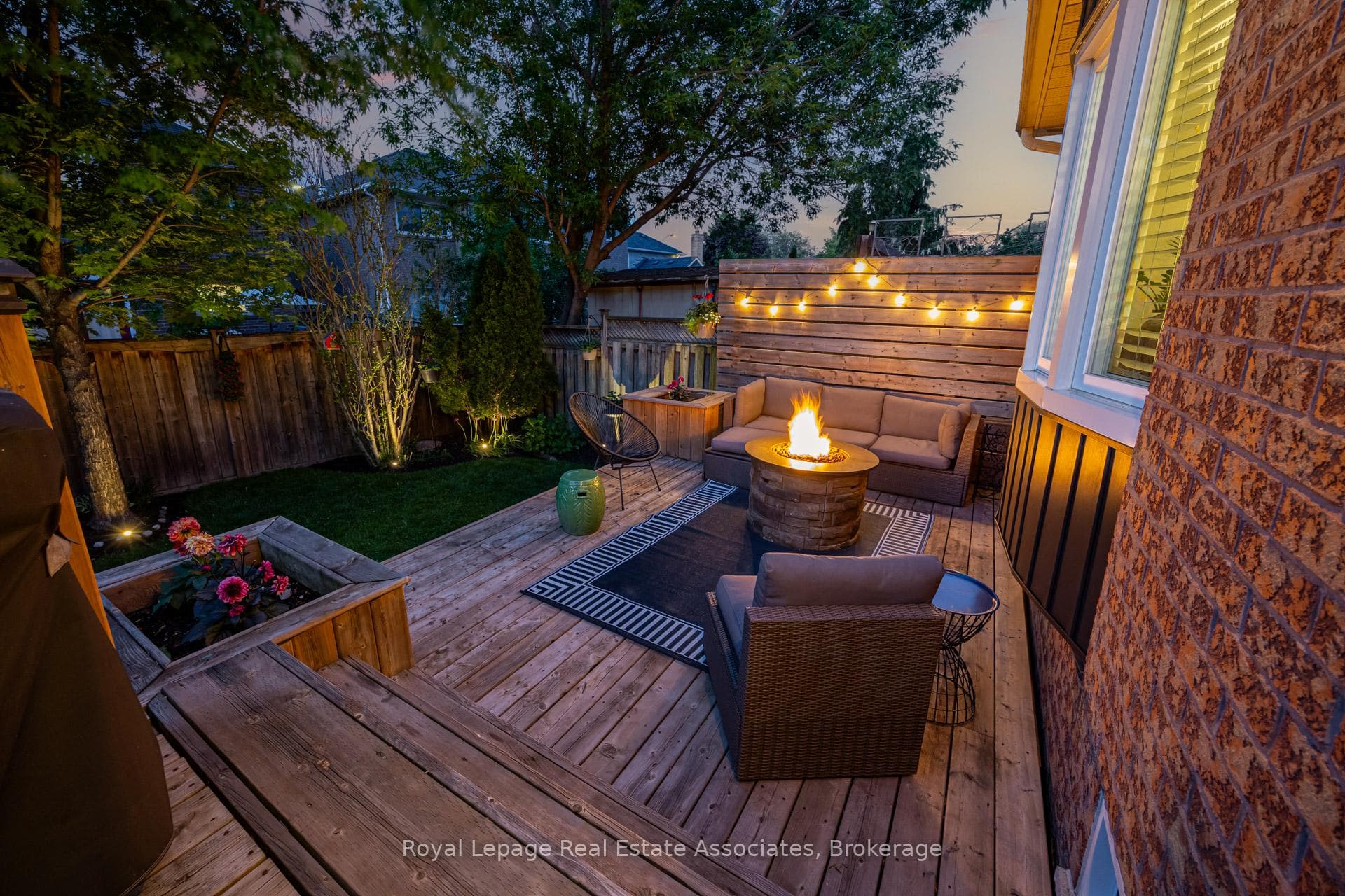 6665 Meteor Court - Detached photo 2 of 39 in Mississauga, Ontario