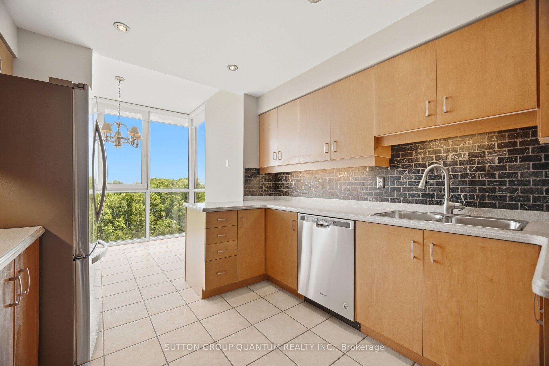 50 Old Mill Road Unit 503 - Condo photo 14 of 50 in Oakville, Ontario
