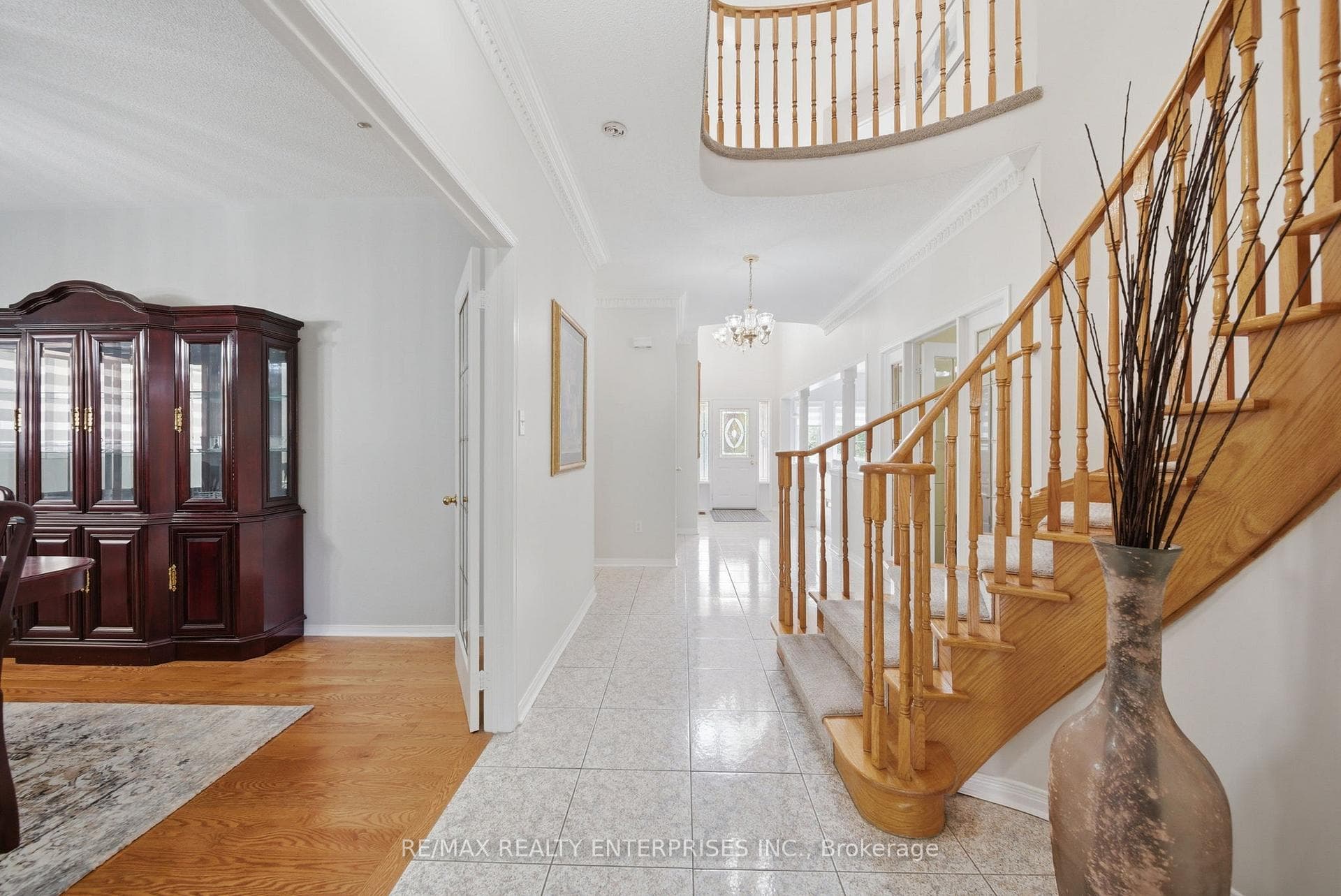 5811 Cornell Crescent - Detached photo 19 of 49 in Mississauga, Ontario