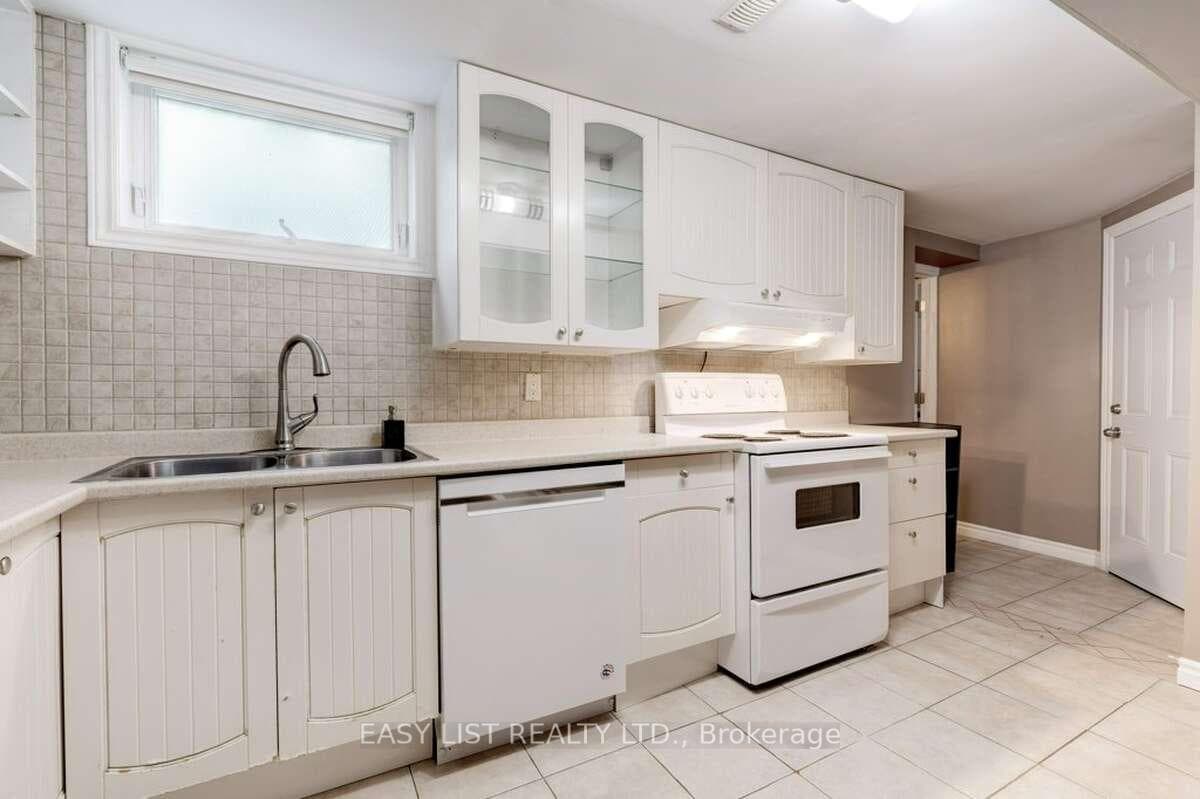 193 Pine Cove Road - Detached photo 26 of 39 in Burlington, Ontario