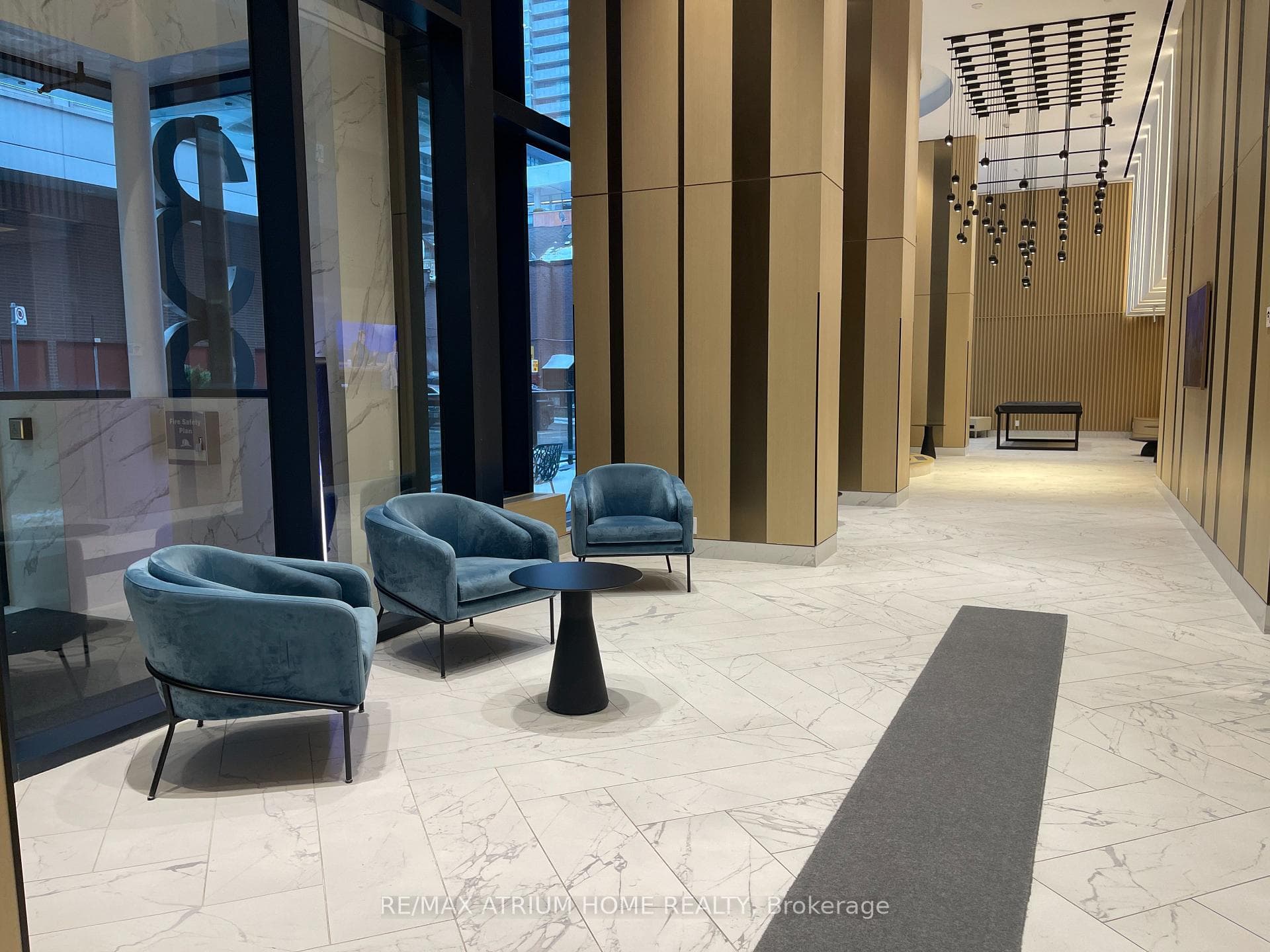 38 Widmer Street Unit 2208 - Condo photo 18 of 21 in Downtown Toronto / Waterfront, Ontario
