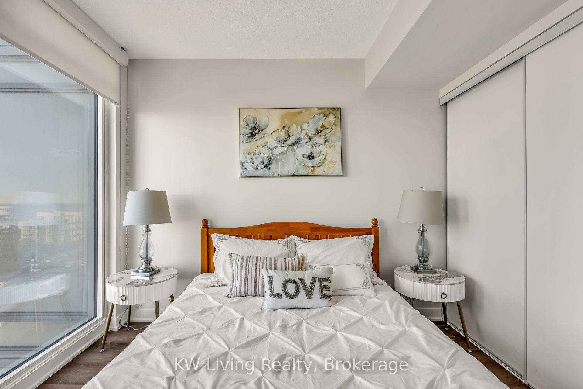70 Queens Wharf Road Unit 1601 - Condo photo 28 of 37 in Downtown Toronto / Waterfront, Ontario
