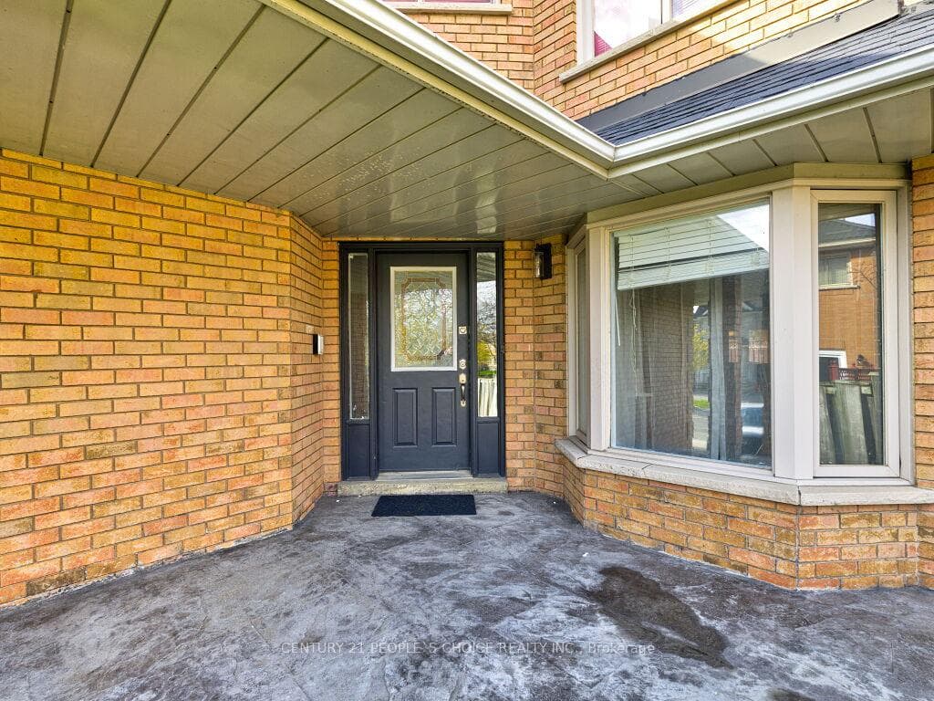 5965 River Grove Avenue - Detached photo 3 of 50 in Mississauga, Ontario