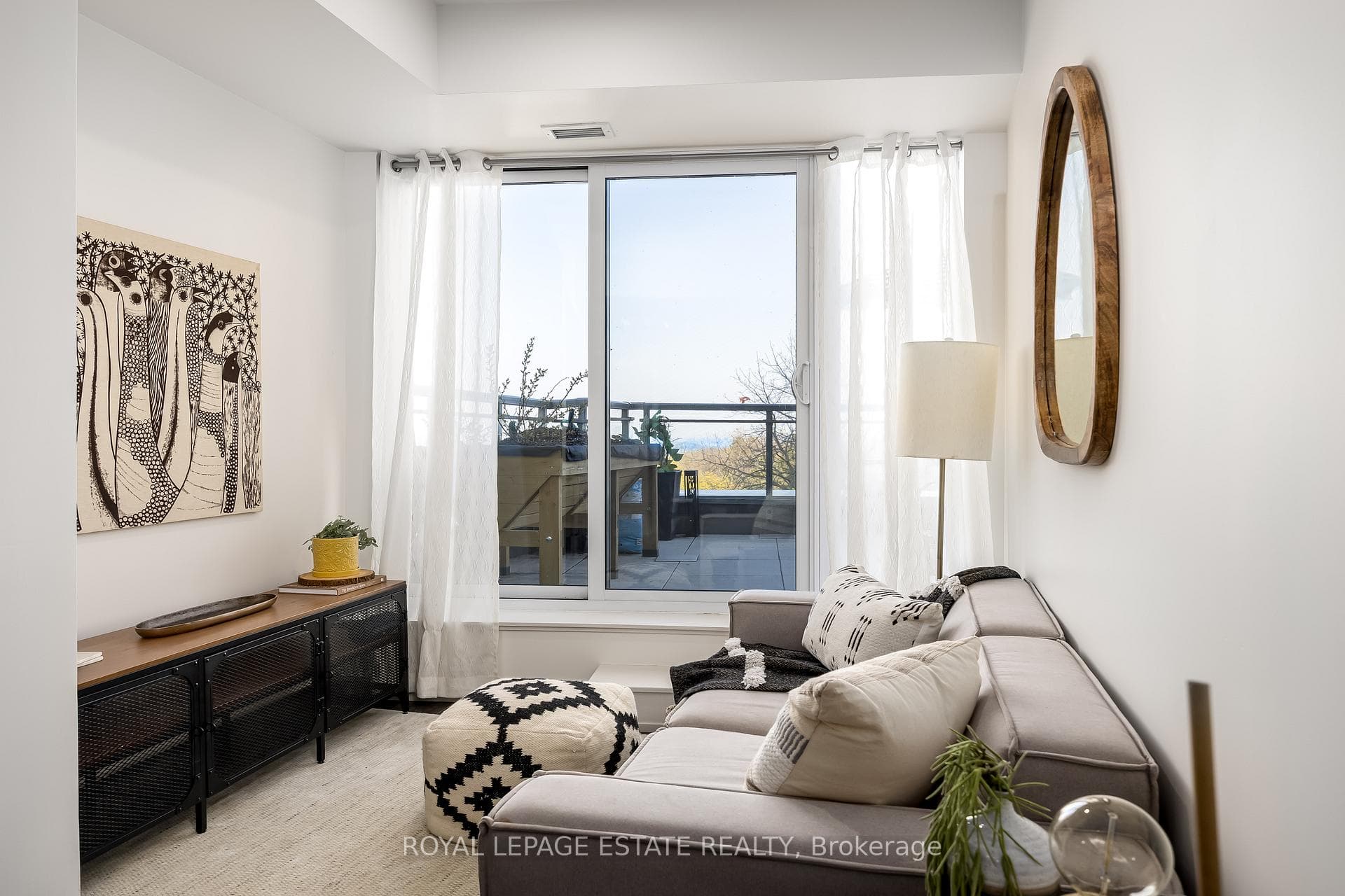 90 Glen Everest Avenue Unit 611 - Condo photo 7 of 22 in Birch Cliff / Cliffside, Ontario