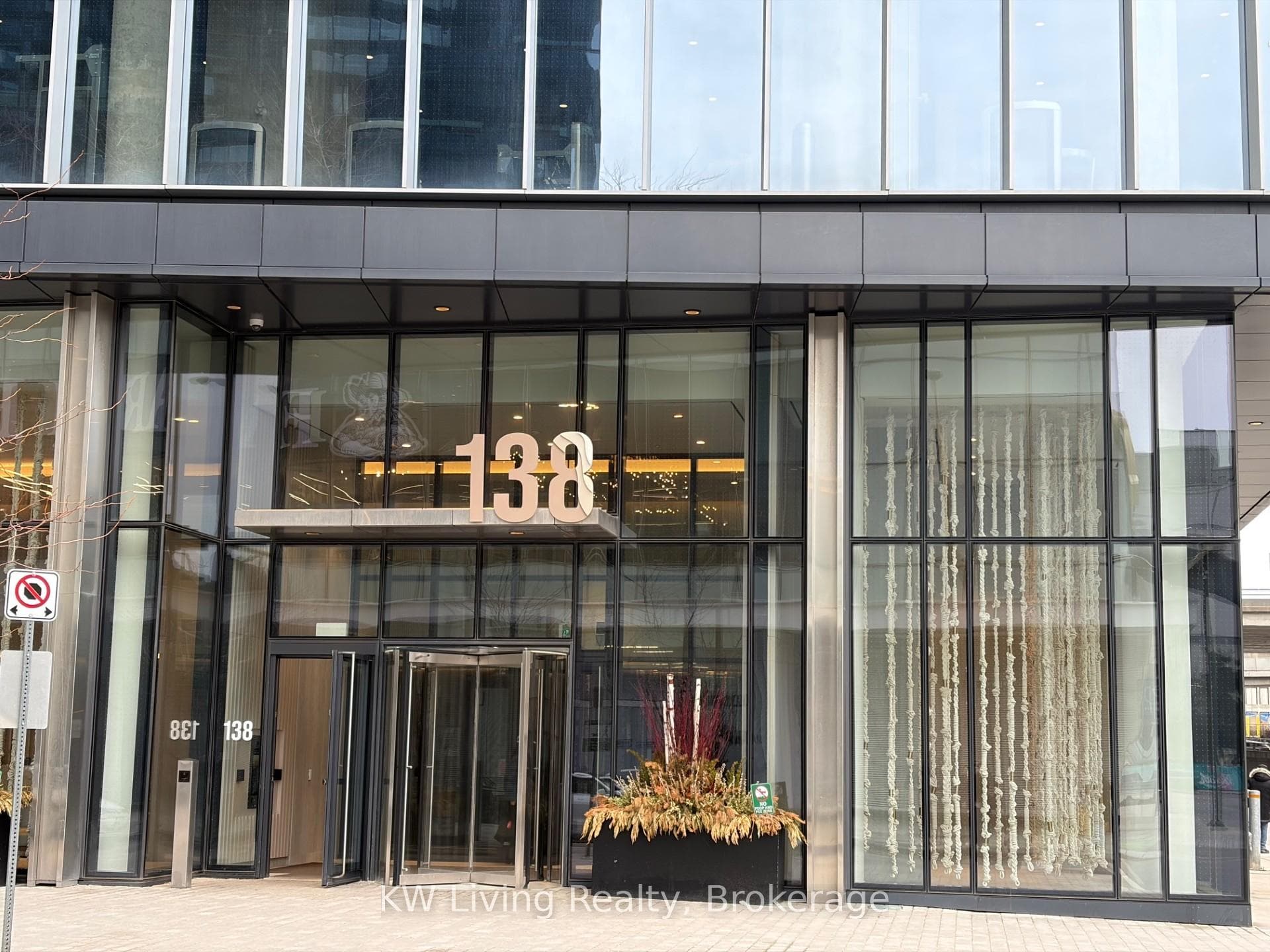 138 Downes Street Unit 1905 - home for sale in Regent Park / Cabbagetown / St. James Town, Ontario