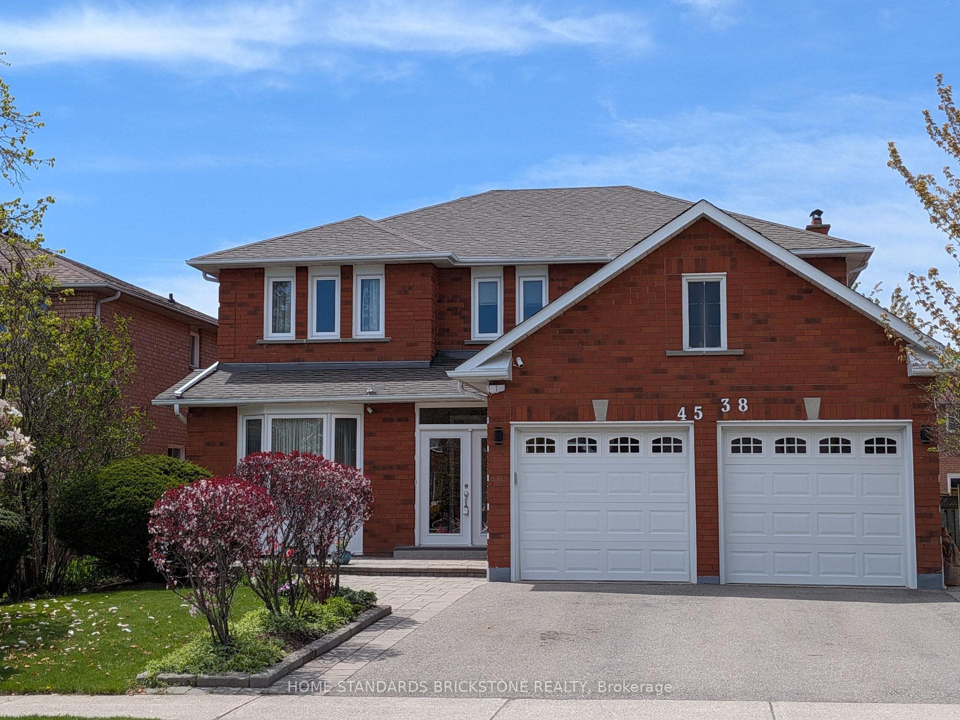 4538 Penhallow Road - Detached photo 2 of 49 in Mississauga, Ontario