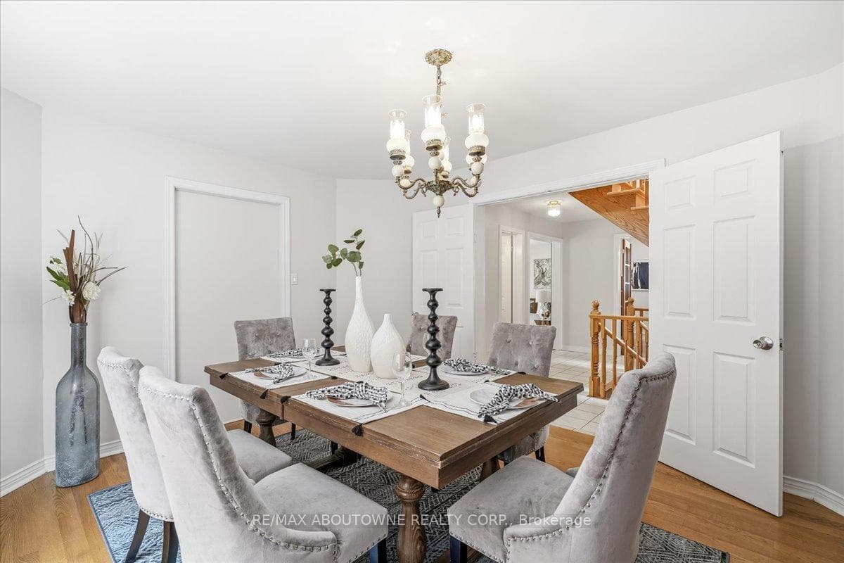 2055 Blacksmith Lane - Detached photo 20 of 49 in Oakville, Ontario