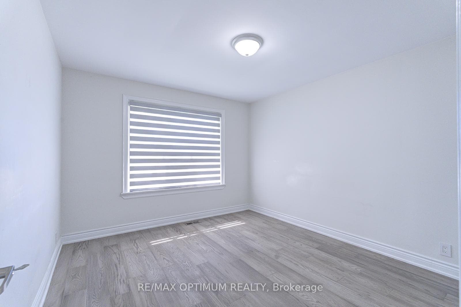 1747 Coram Crescent - Detached photo 19 of 50 in Mississauga, Ontario