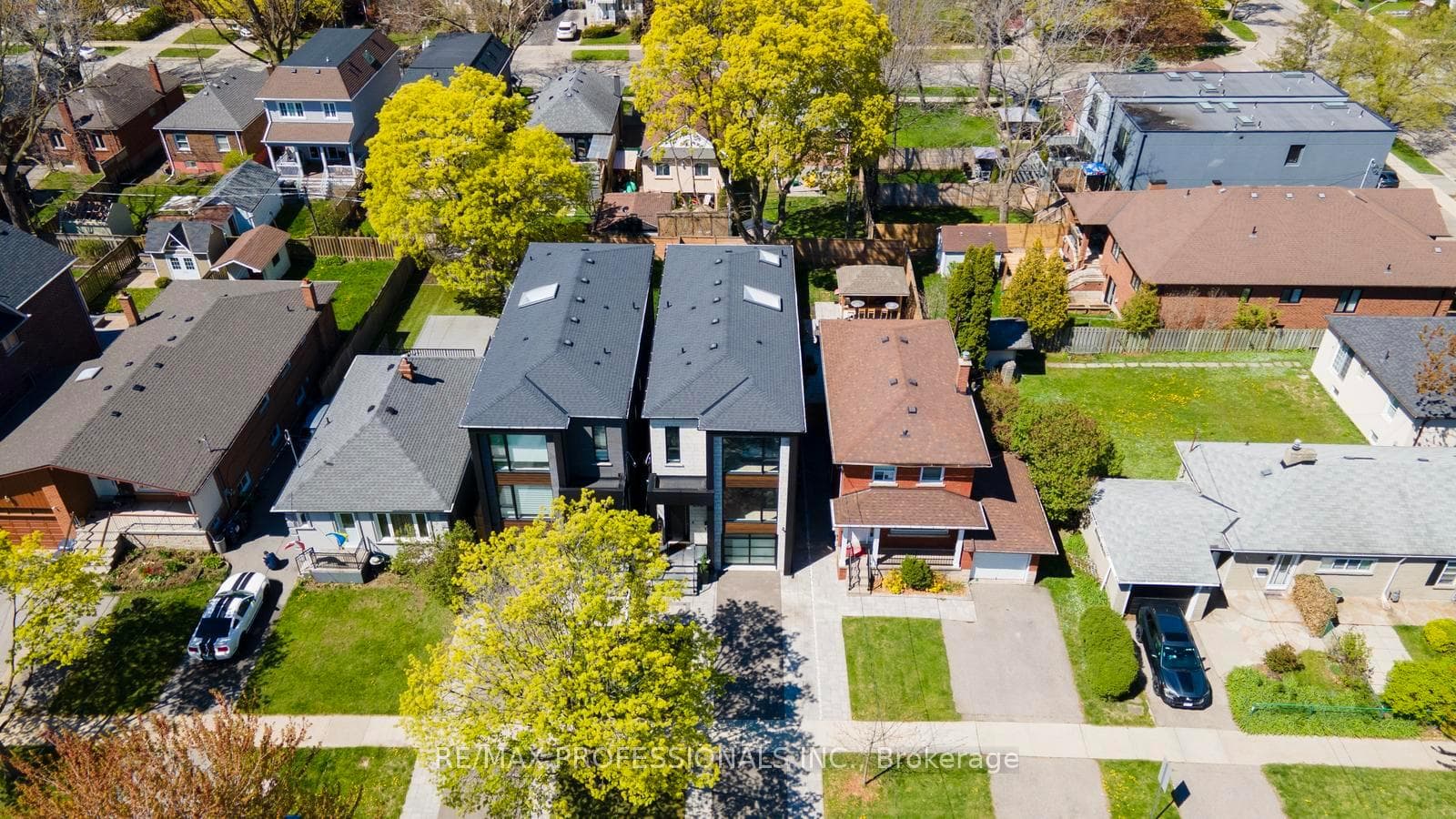 216 Aldercrest Road - Detached photo 45 of 49 in Liberty Village / Parkdale / South Parkdale, Ontario