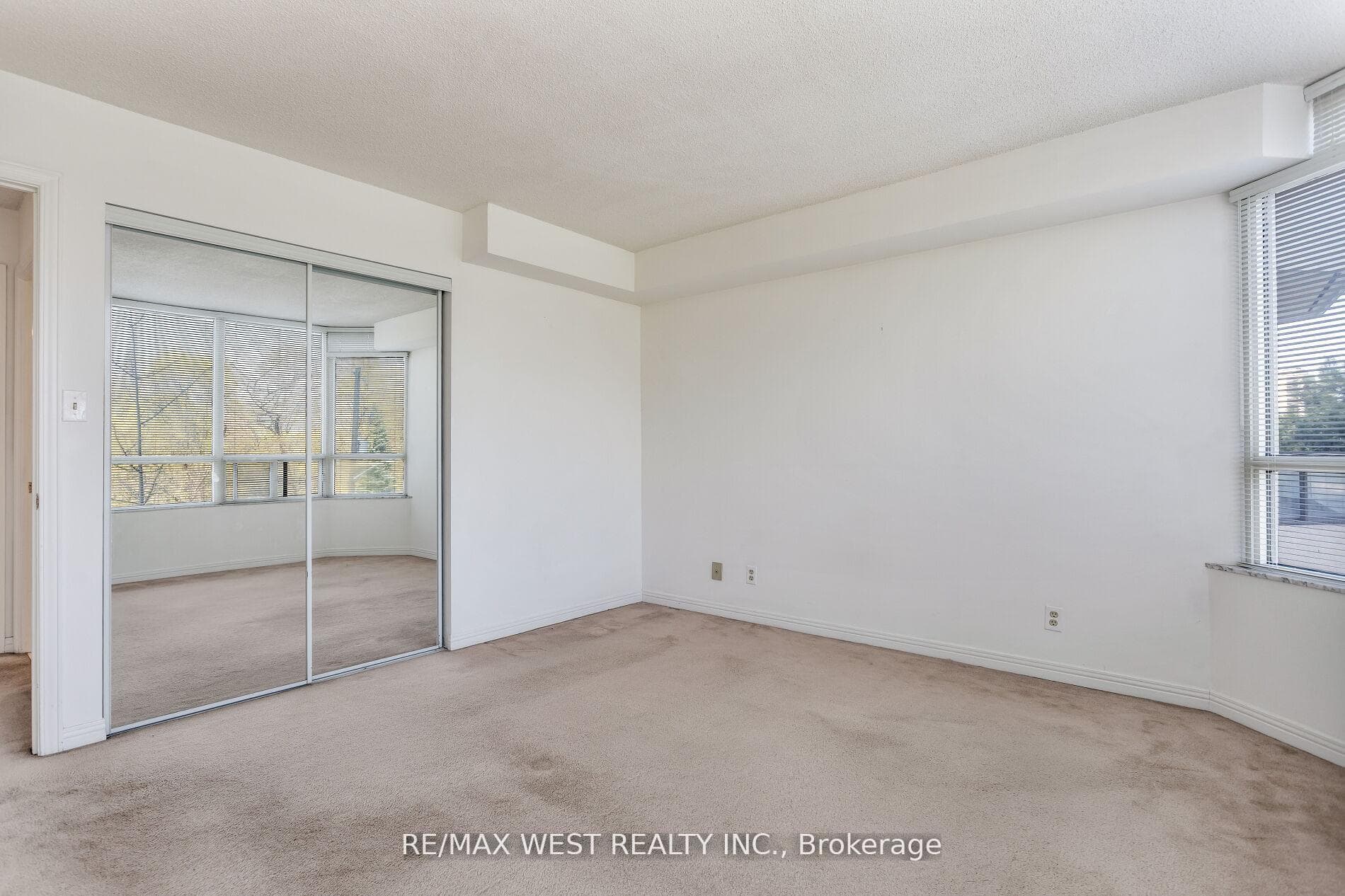 1 Aberfoyle Crescent Unit 411 - Condo photo 29 of 34 in Etobicoke (Islington / Rexdale), Ontario