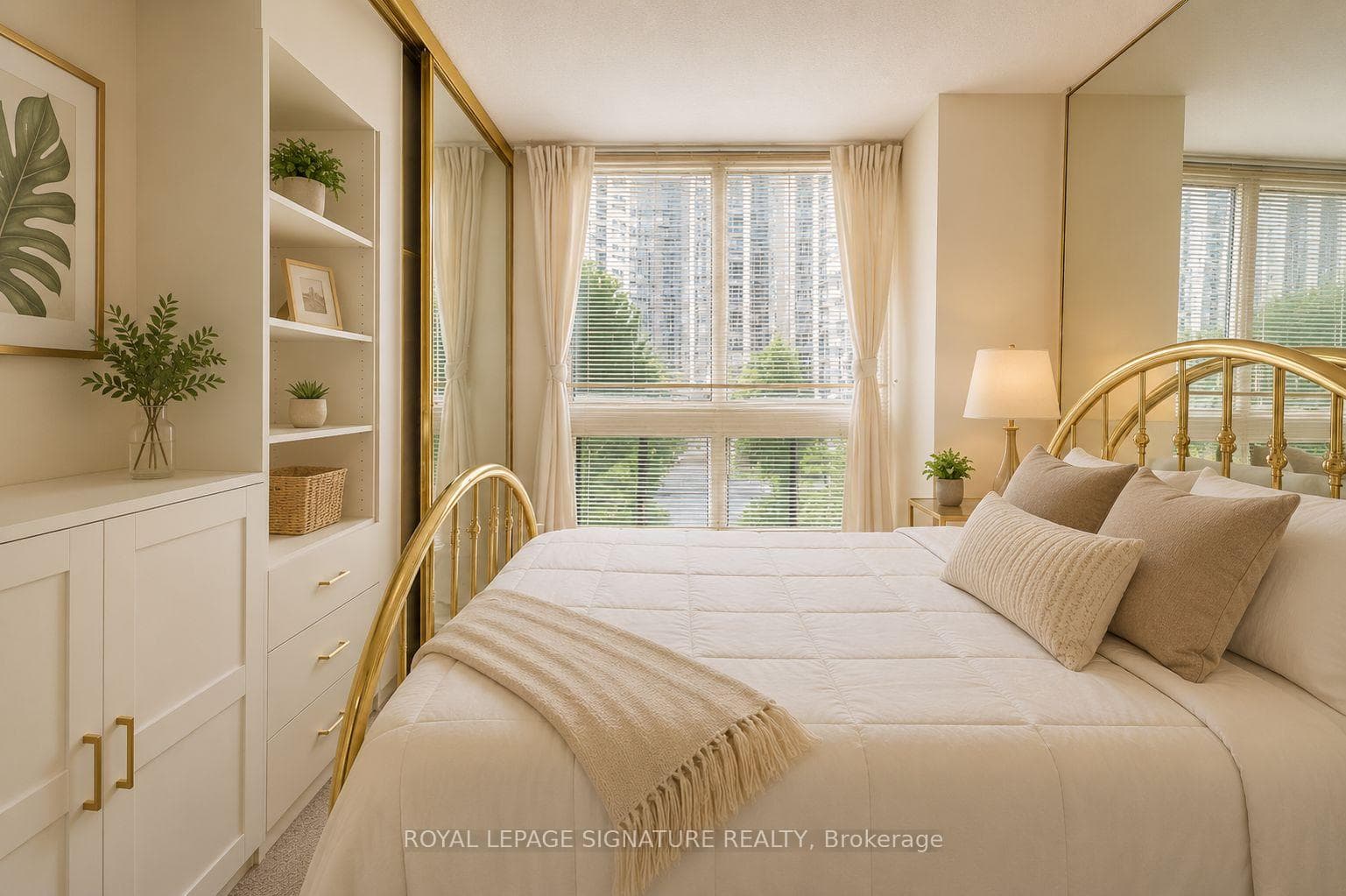 5 Kenneth Avenue Unit 205 - Condo photo 13 of 39 in Willowdale / Newtonbrook, Ontario