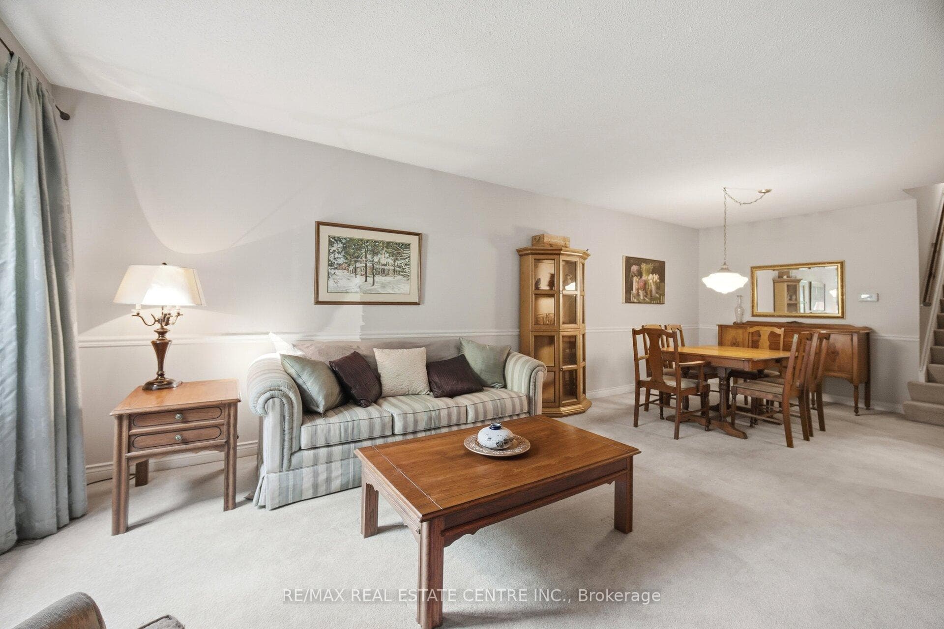 2800 Bucklepost Crescent - Semi-Detached photo 10 of 46 in Mississauga, Ontario