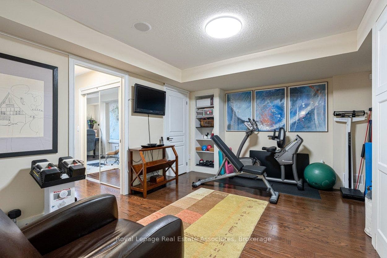 4135 Shipp Drive Unit 20 - Condo photo 39 of 50 in Mississauga, Ontario