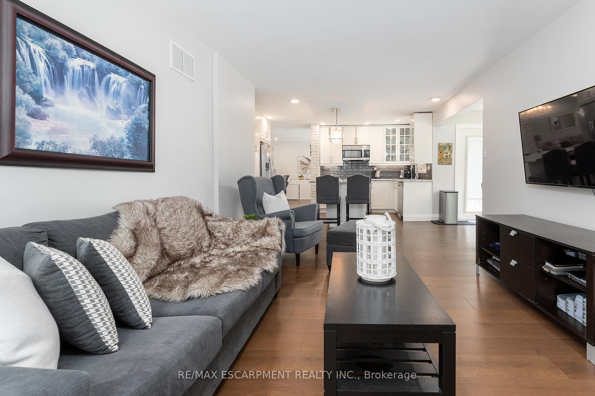 436 Goodram Drive - Detached photo 16 of 43 in Burlington, Ontario