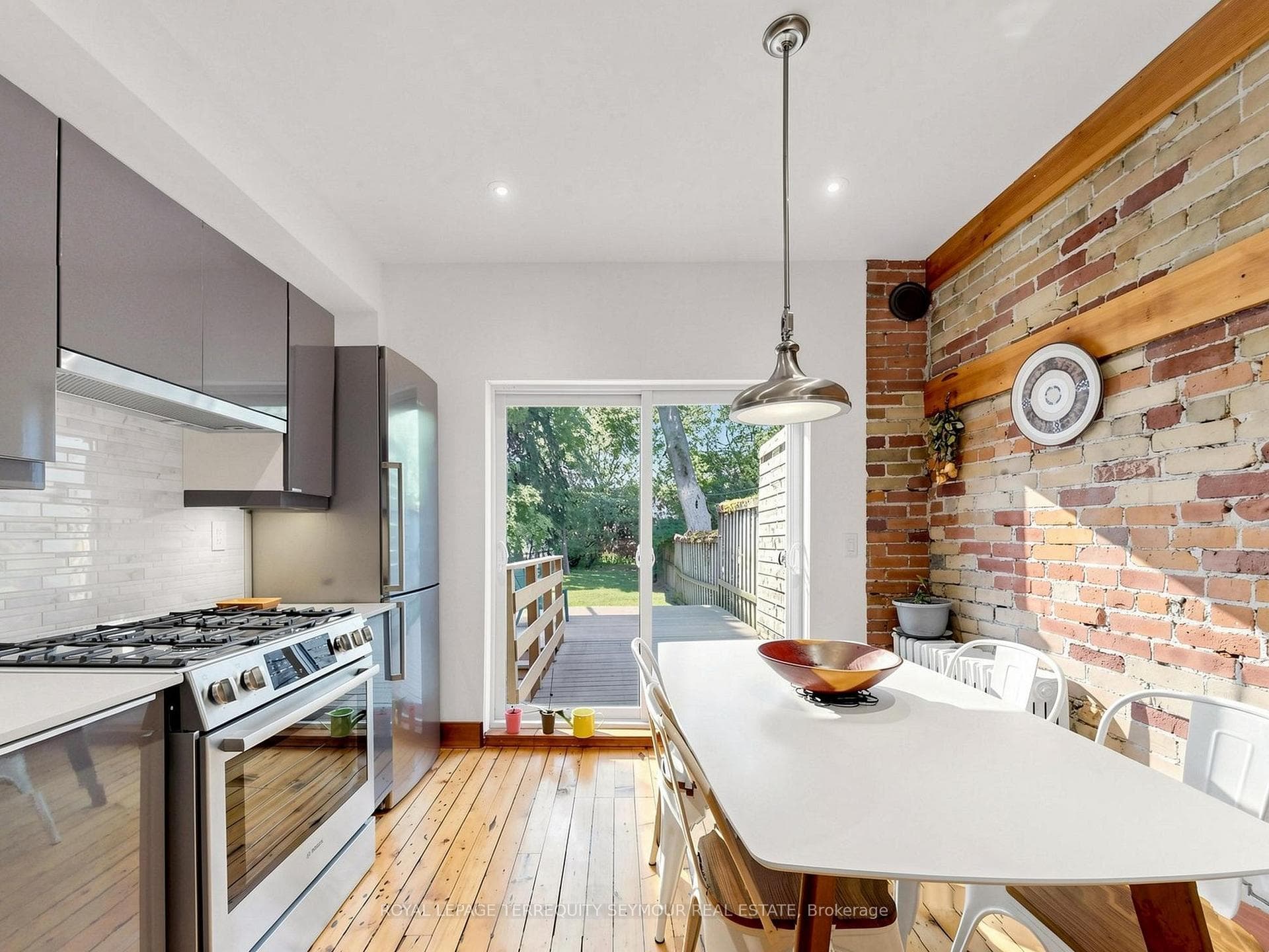 225 Howland Avenue - Townhouse photo 14 of 48 in Annex / Yorkville / Summerhill, Ontario