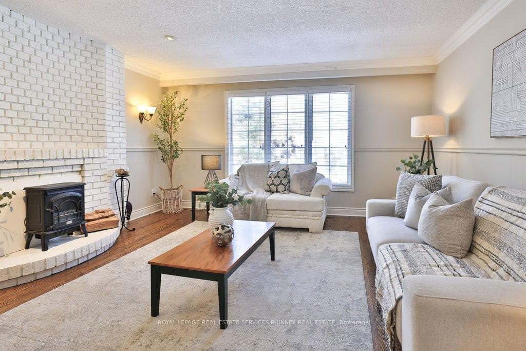 1244 Woodland Avenue - Detached photo 14 of 46 in Mississauga, Ontario