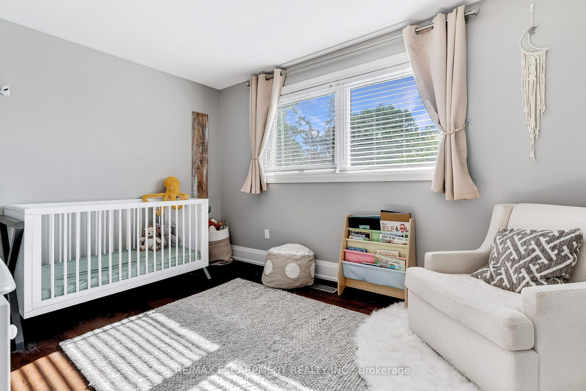 296 Kent Crescent - Multi-Family photo 21 of 50 in Burlington, Ontario