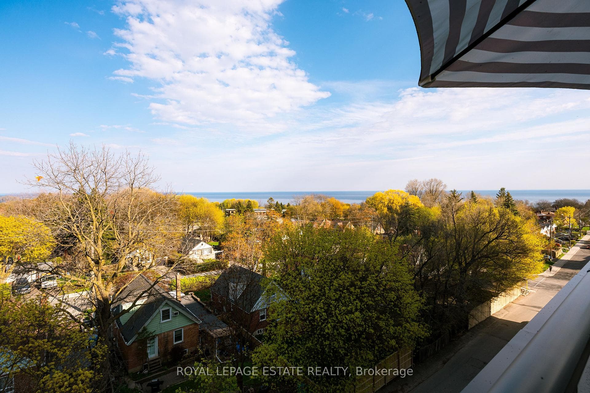 90 Glen Everest Road Unit 611 - Condo photo 18 of 23 in Birch Cliff / Cliffside, Ontario