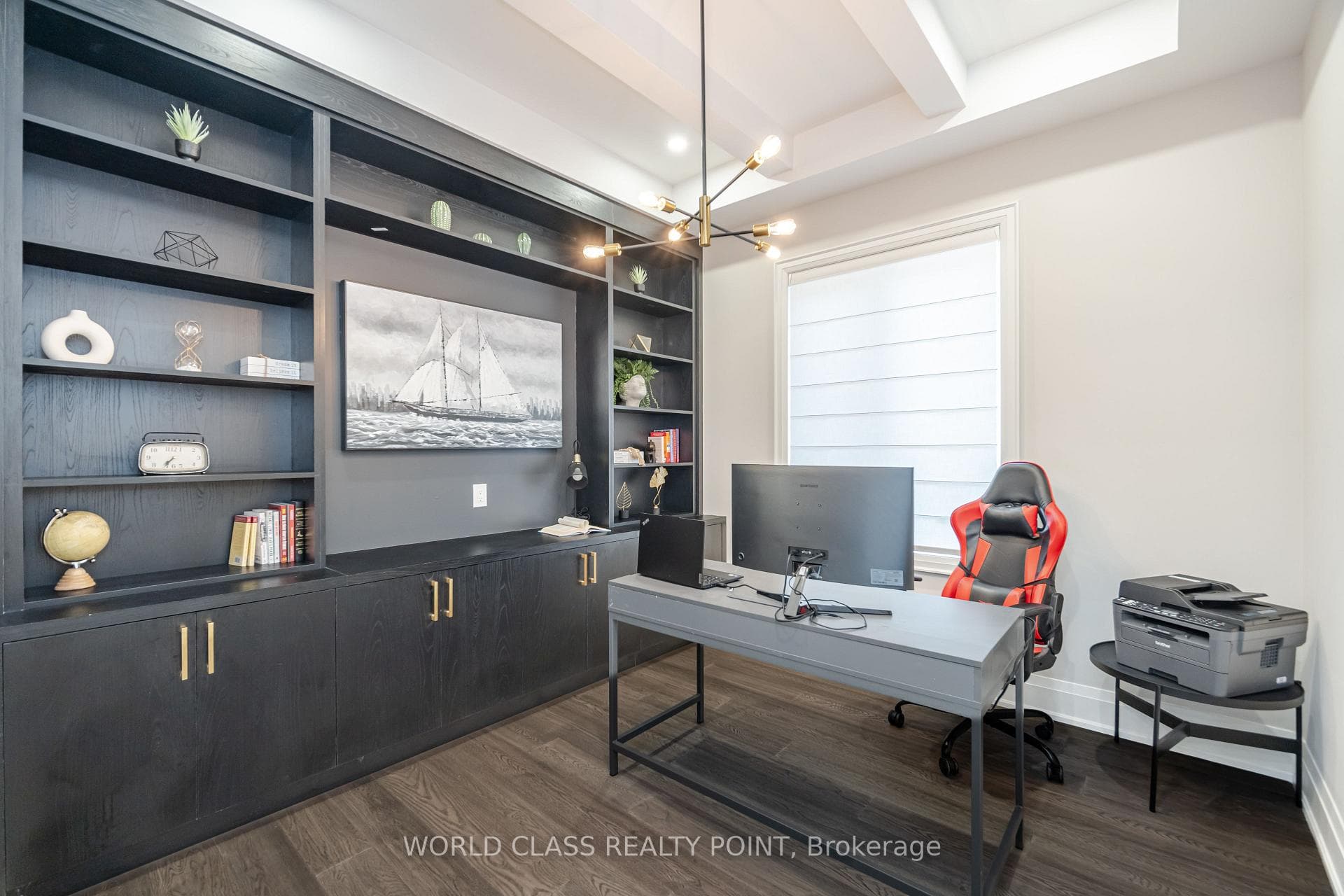 560 Woodview Road - Detached photo 19 of 39 in Burlington, Ontario