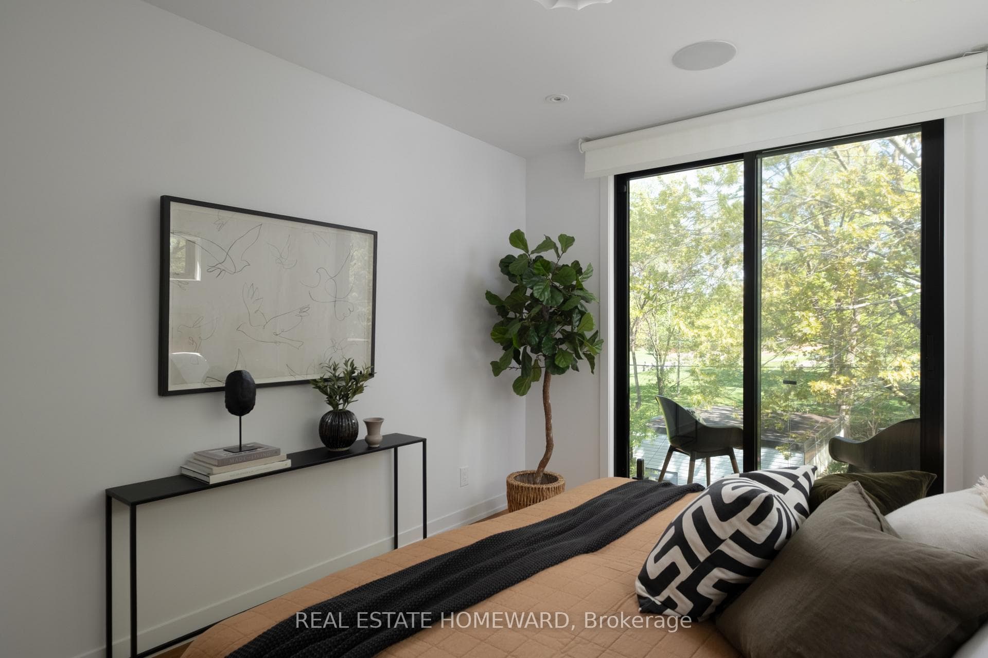 204 Bain Avenue - Semi-Detached photo 19 of 47 in Riverdale / Leslieville, Ontario