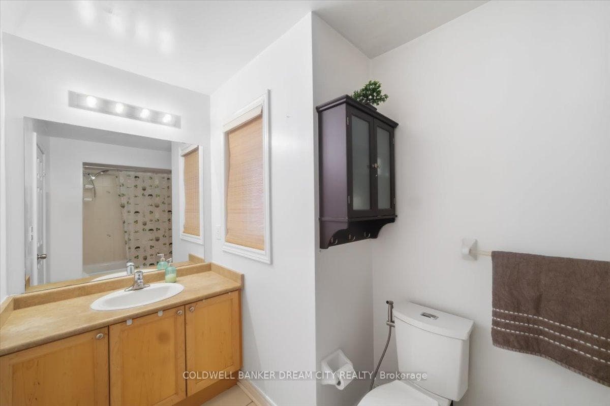 9738 Mclaughlin Road - Townhouse photo 22 of 45 in Brampton, Ontario