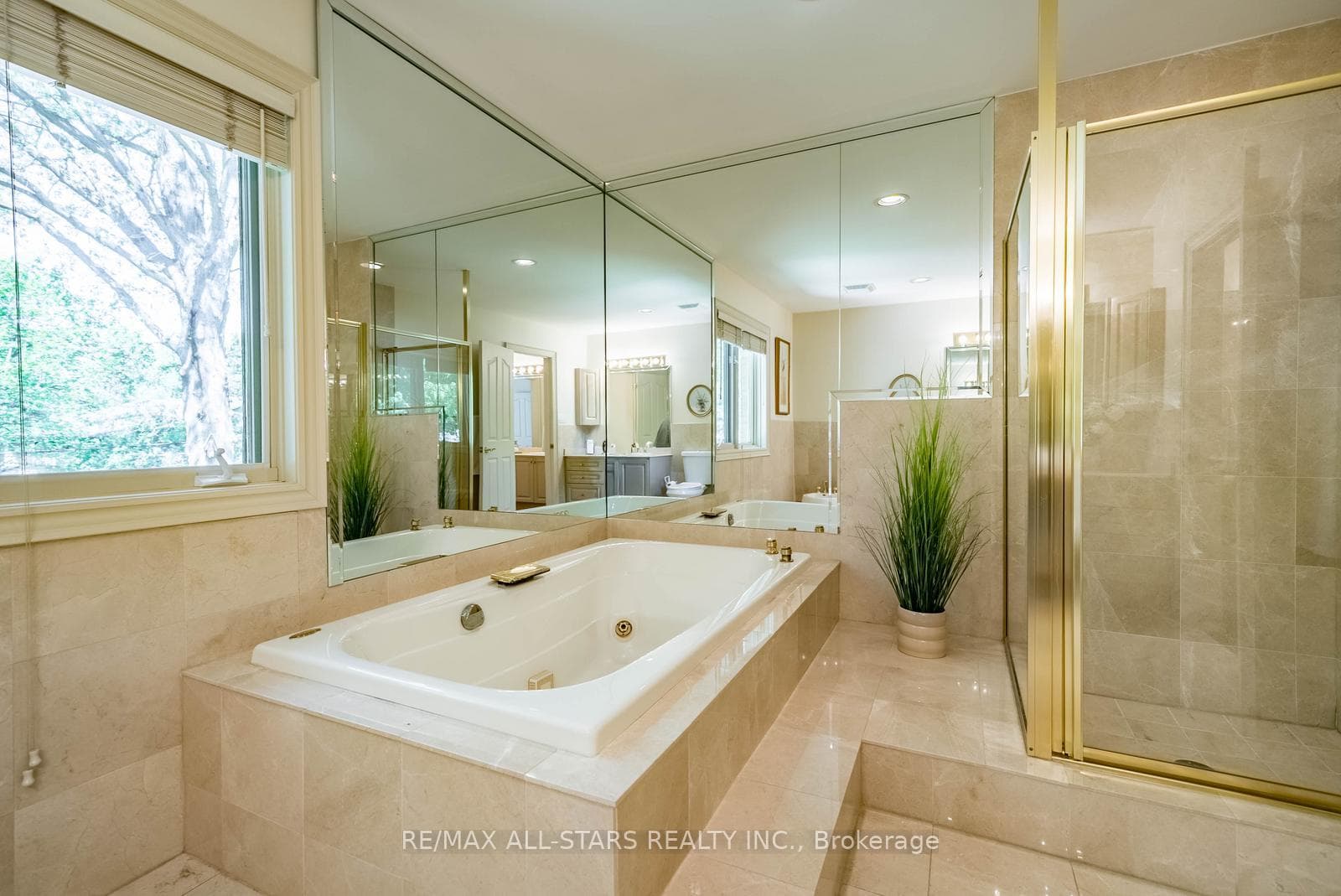 41 Deepwood Crescent - Detached photo 29 of 50 in Don Mills / Parkwoods / Victoria Village, Ontario