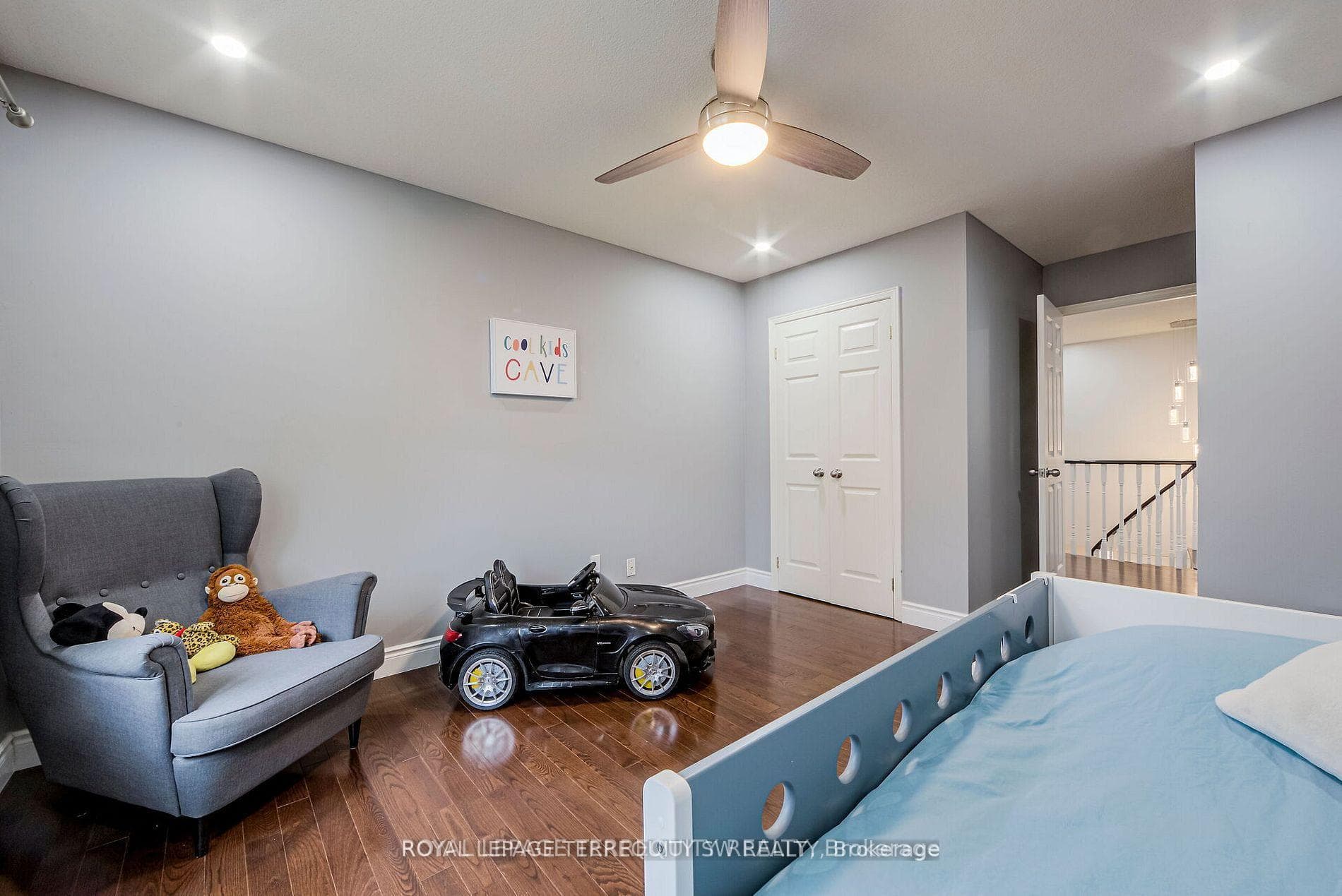 2025 Parklane Crescent - Detached photo 31 of 50 in Burlington, Ontario