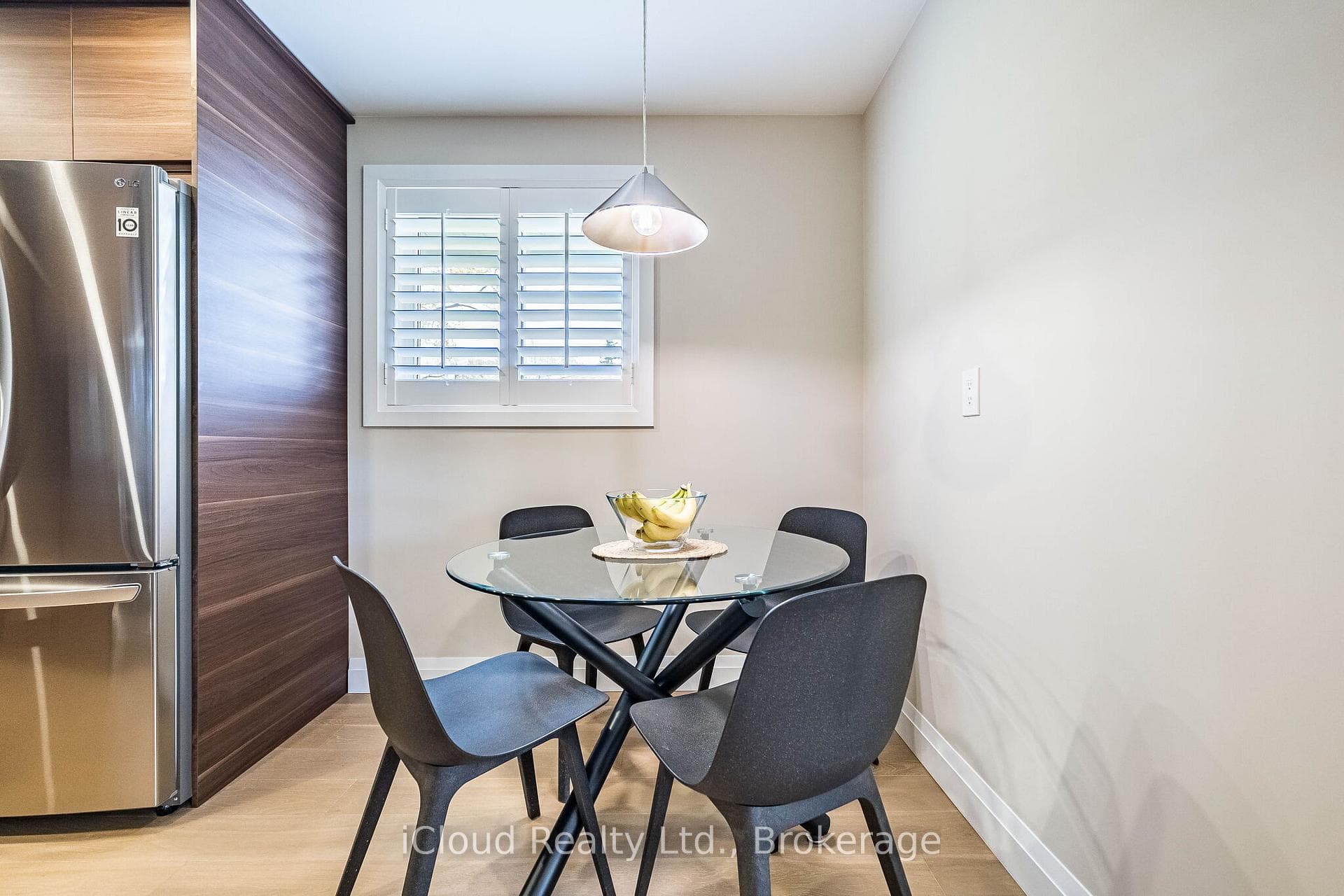 1195 Stanley Drive - Detached photo 9 of 50 in Burlington, Ontario