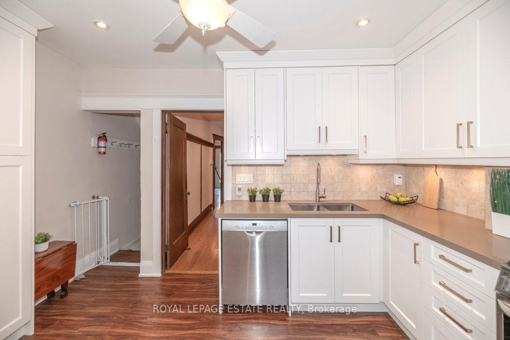 58 Chatham Avenue - Semi-Detached photo 11 of 24 in Riverdale / Leslieville, Ontario