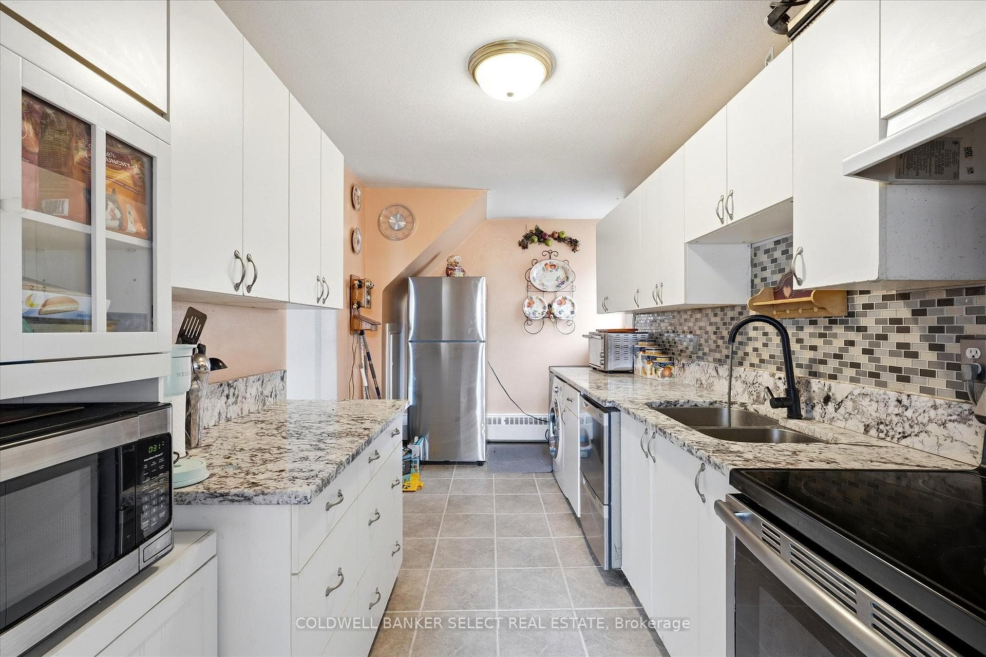 15 ALBRIGHT Road Unit 22 - Condo photo 5 of 27 in Hamilton, Ontario