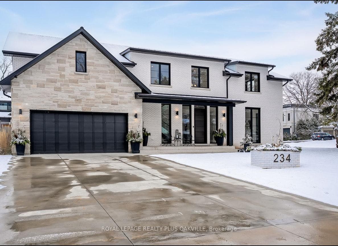 234 Walby Drive - home for sale in Oakville, Ontario