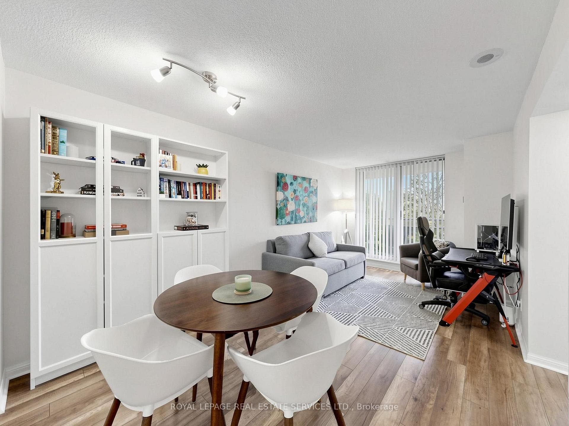 398 Eglinton Avenue Unit 203 - Condo photo 16 of 45 in Leaside / Davisville, Ontario