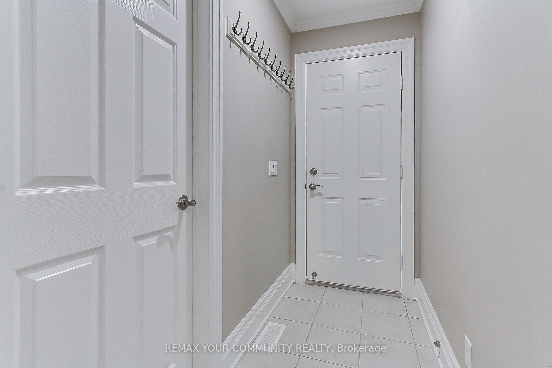 23 Reddington Drive Unit 5 - Condo photo 35 of 50 in Caledon, Ontario