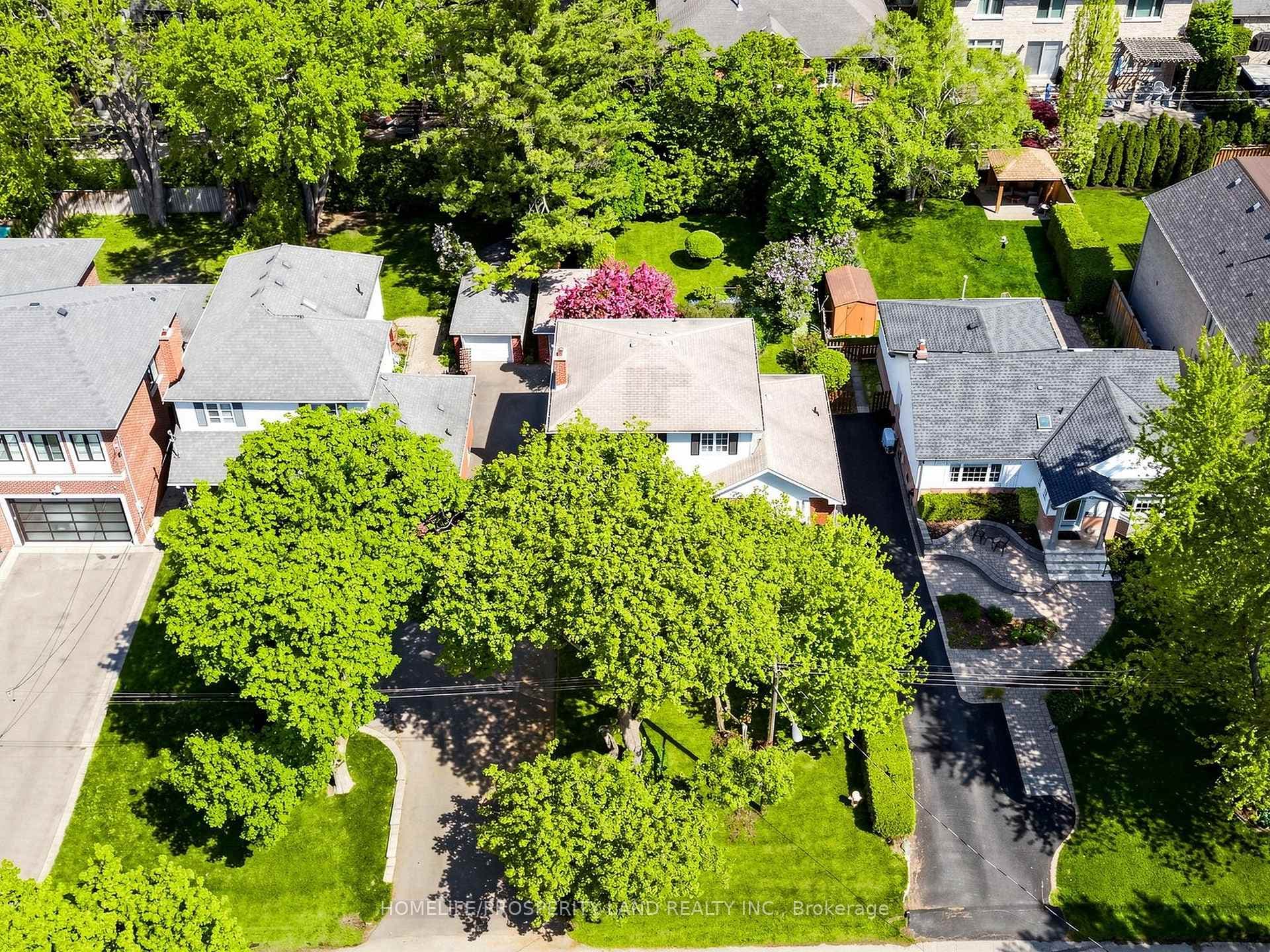 18 Orrell Avenue - Detached photo 3 of 17 in Etobicoke (Islington / Rexdale), Ontario